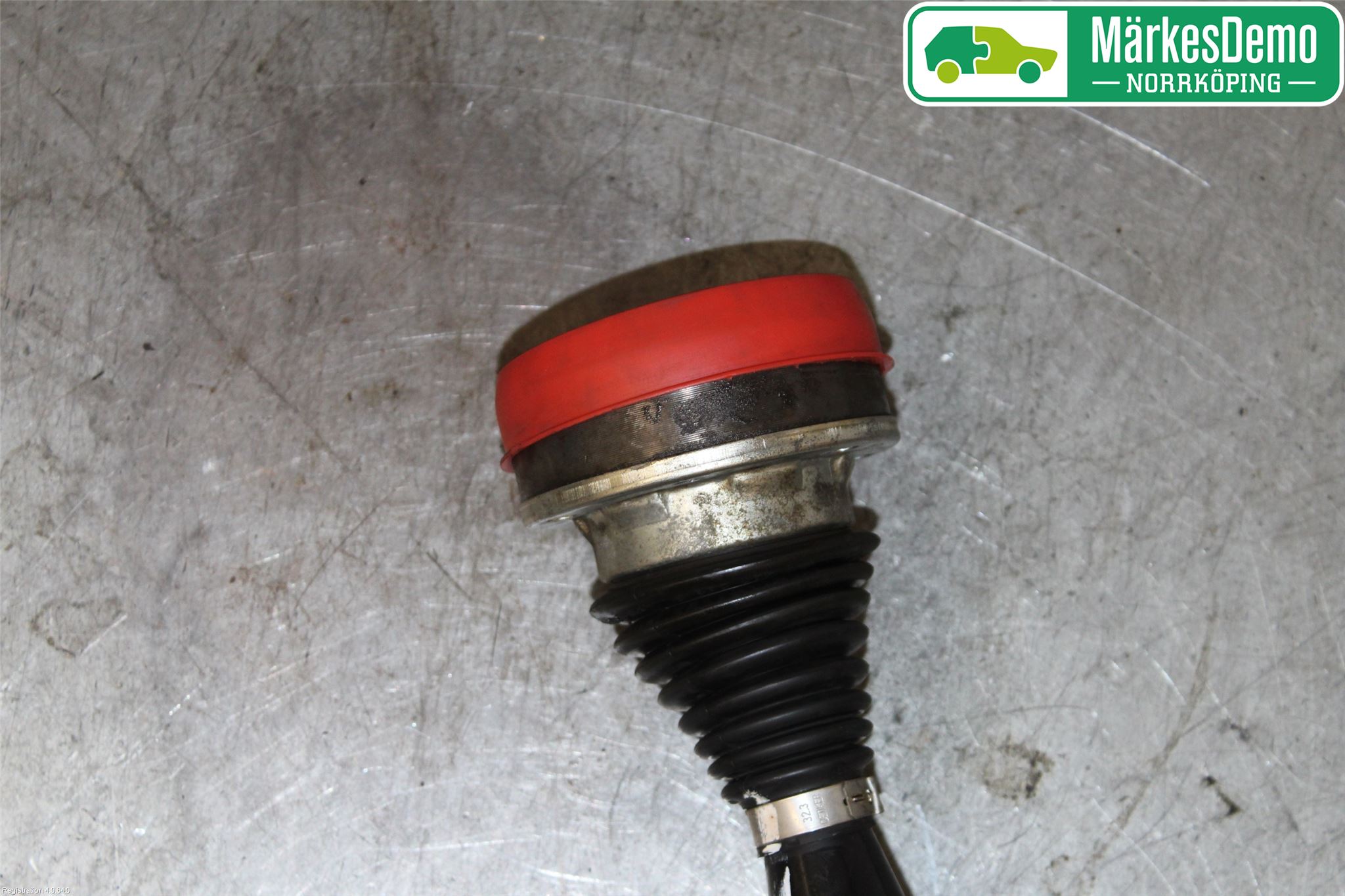 Seat IBIZA IV 08-16 Drivaxel Fram Höger