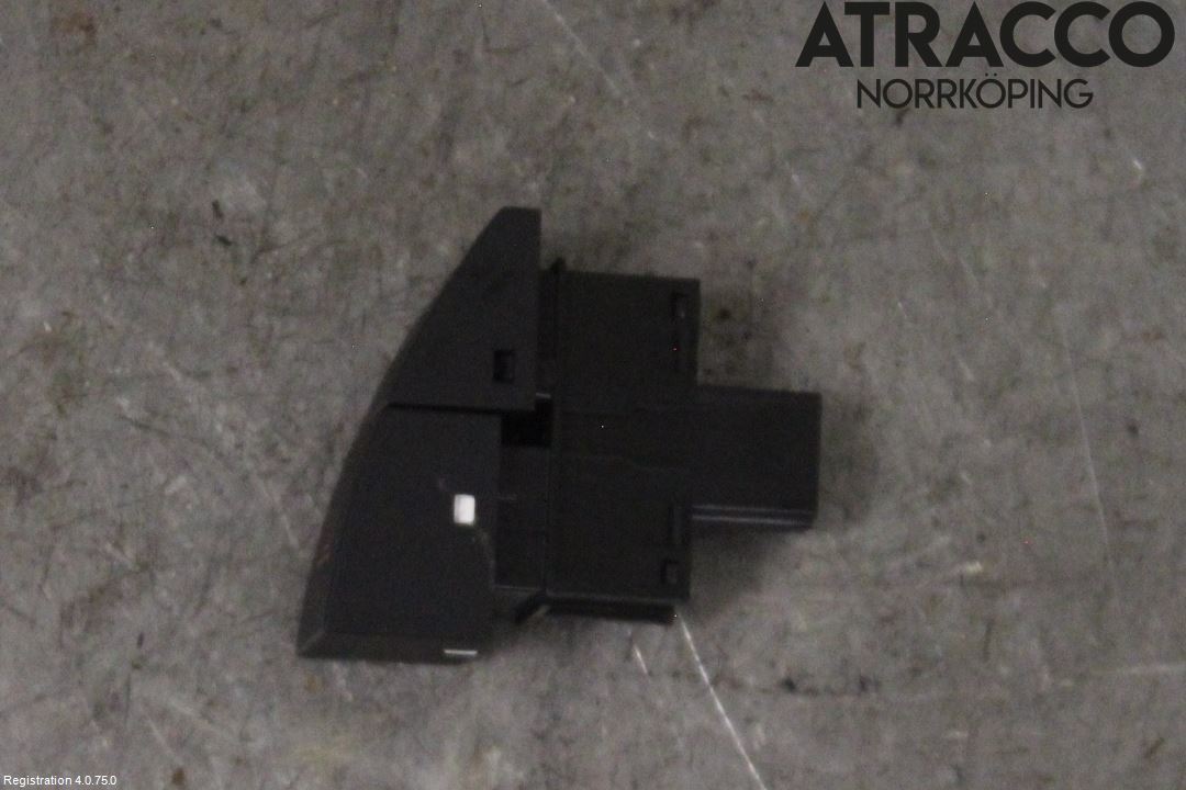 Skoda SUPERB 09-15 Strömställare Varnings