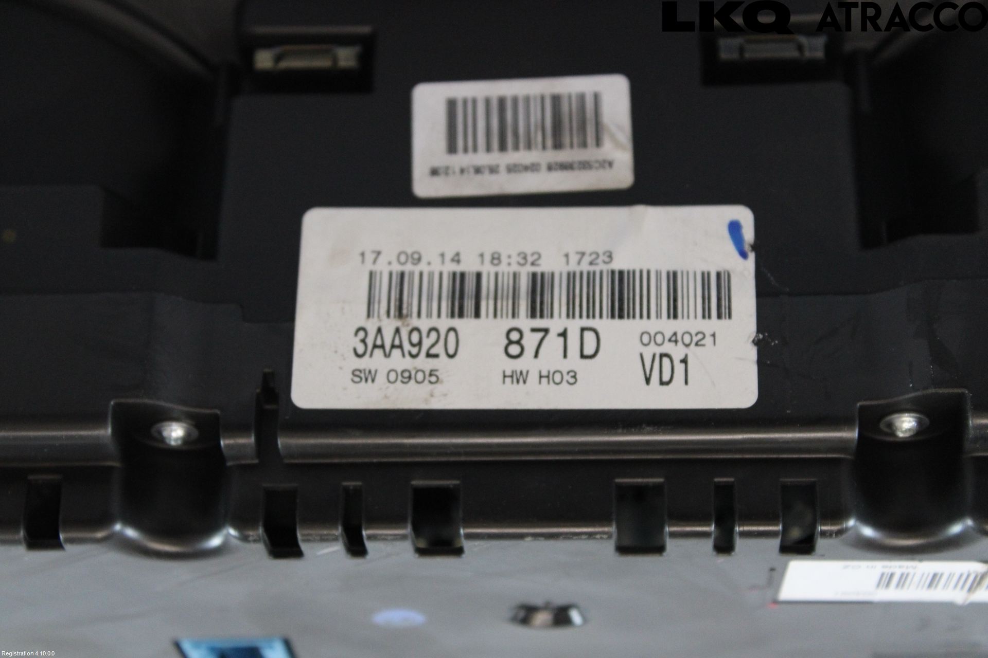 Volkswagen VW PASSAT 11-14 Instrument Komb