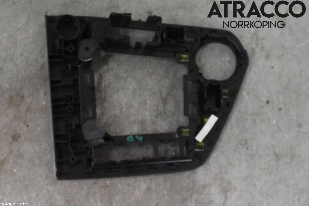 Volkswagen VW TIGUAN 16-24 Inredning Sarg Växelspak