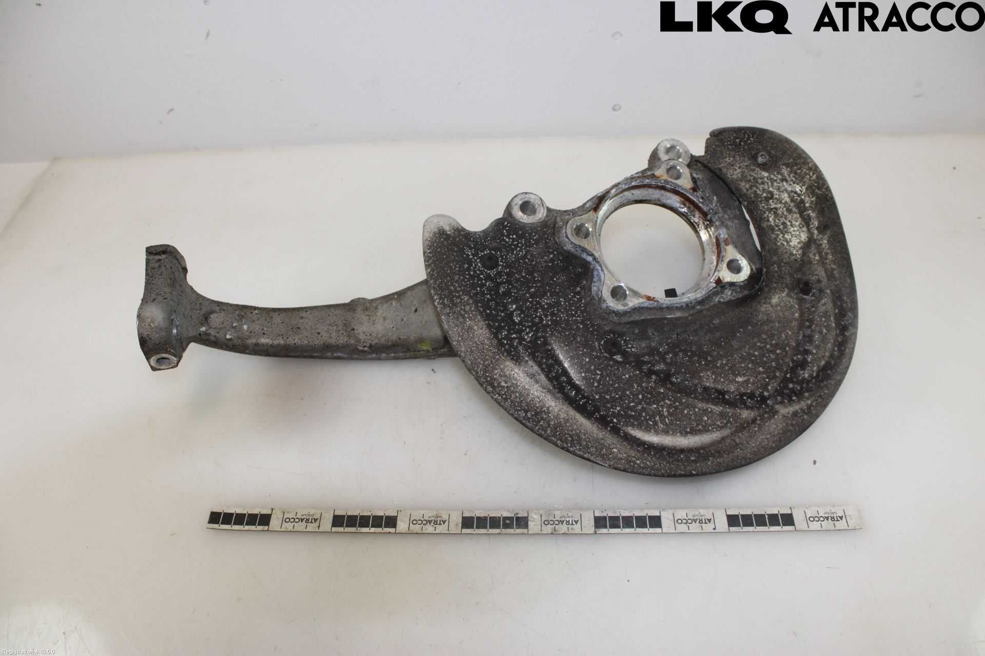 Audi A6 F2/C8 19- Styrspindel Lagerhus Vä