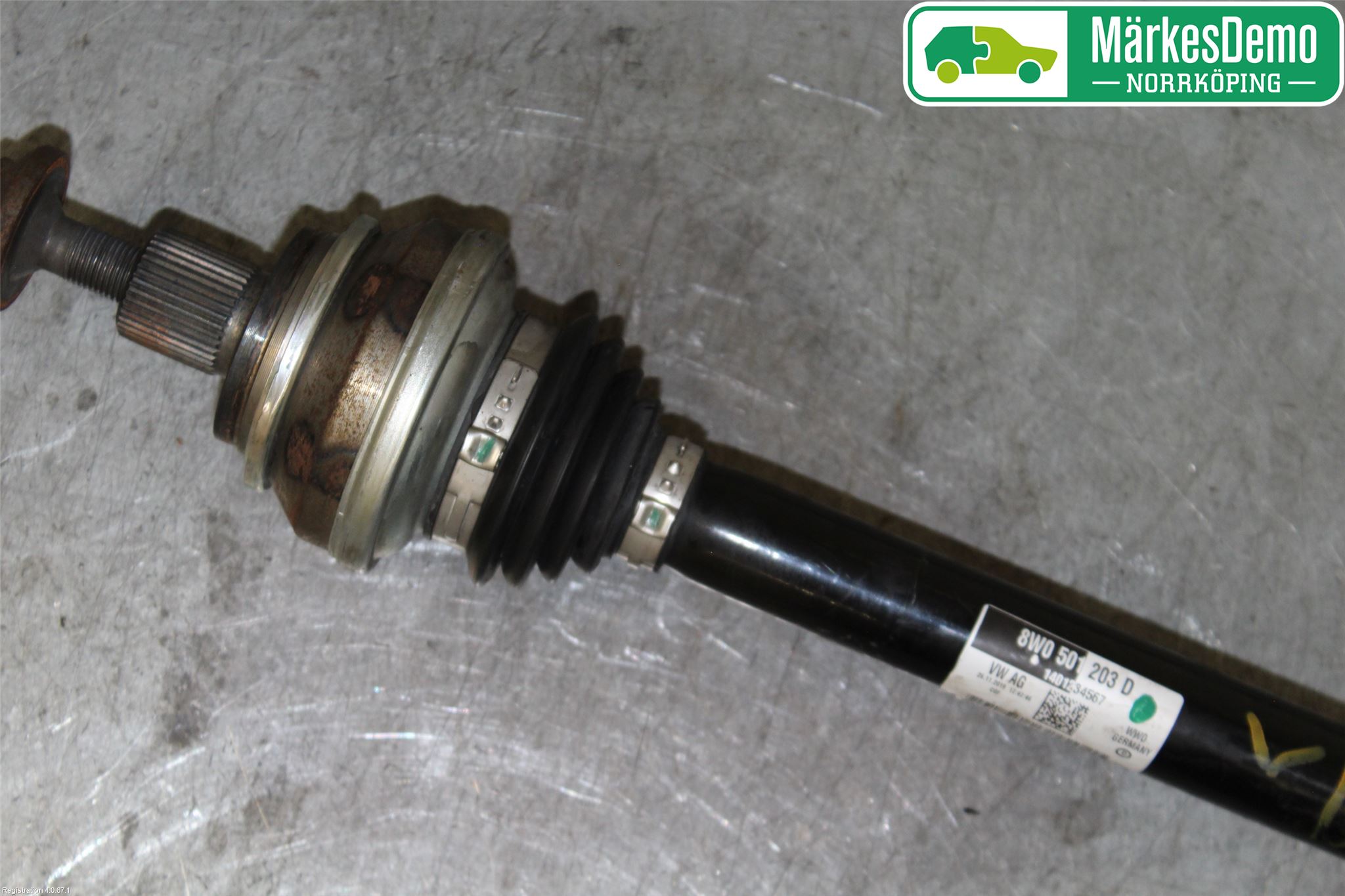 Audi A4/S4 B9 20- Drivaxel Bak Vänster