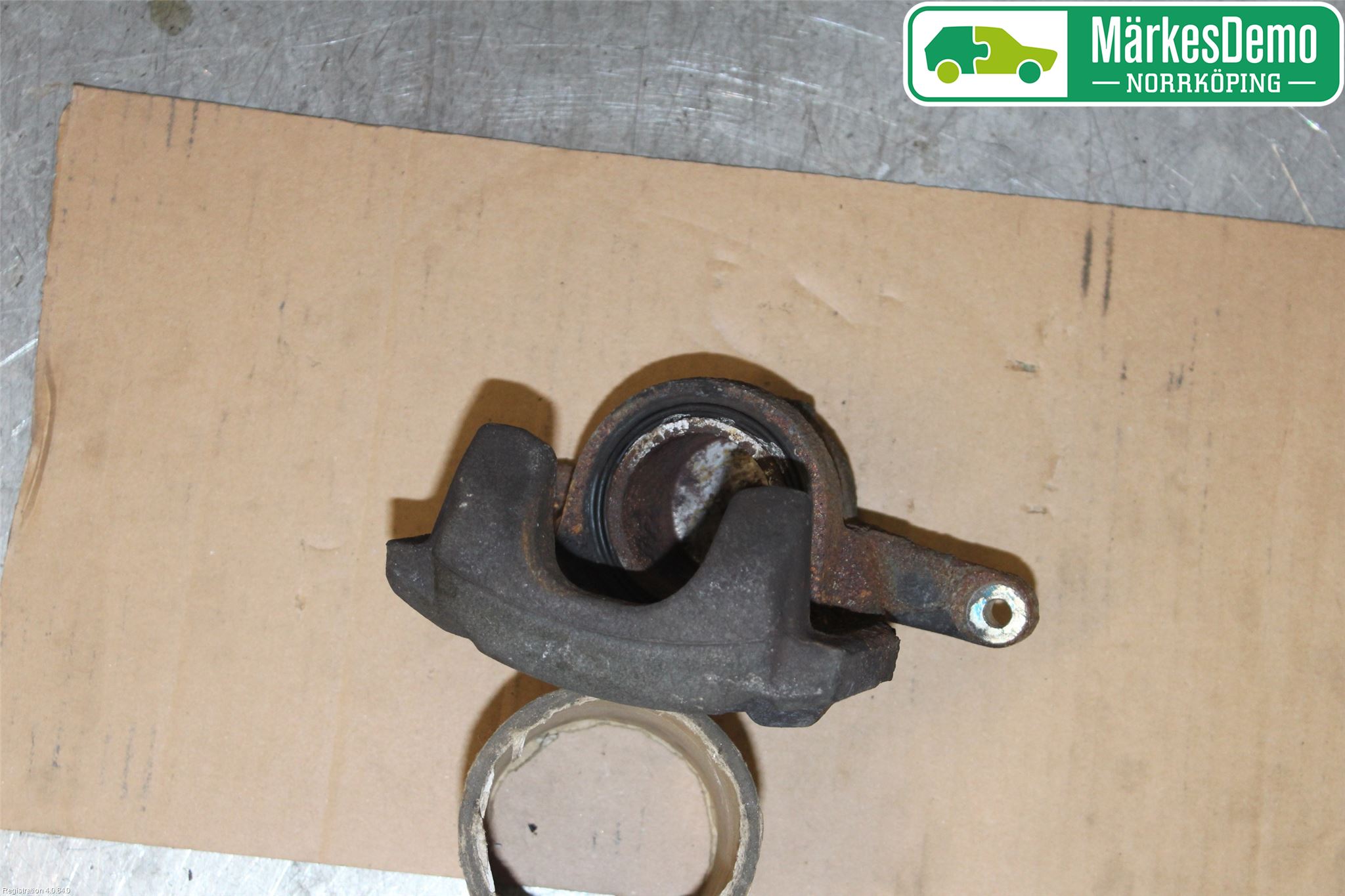 Toyota AURIS 13-19 Bromsok Fram Höger