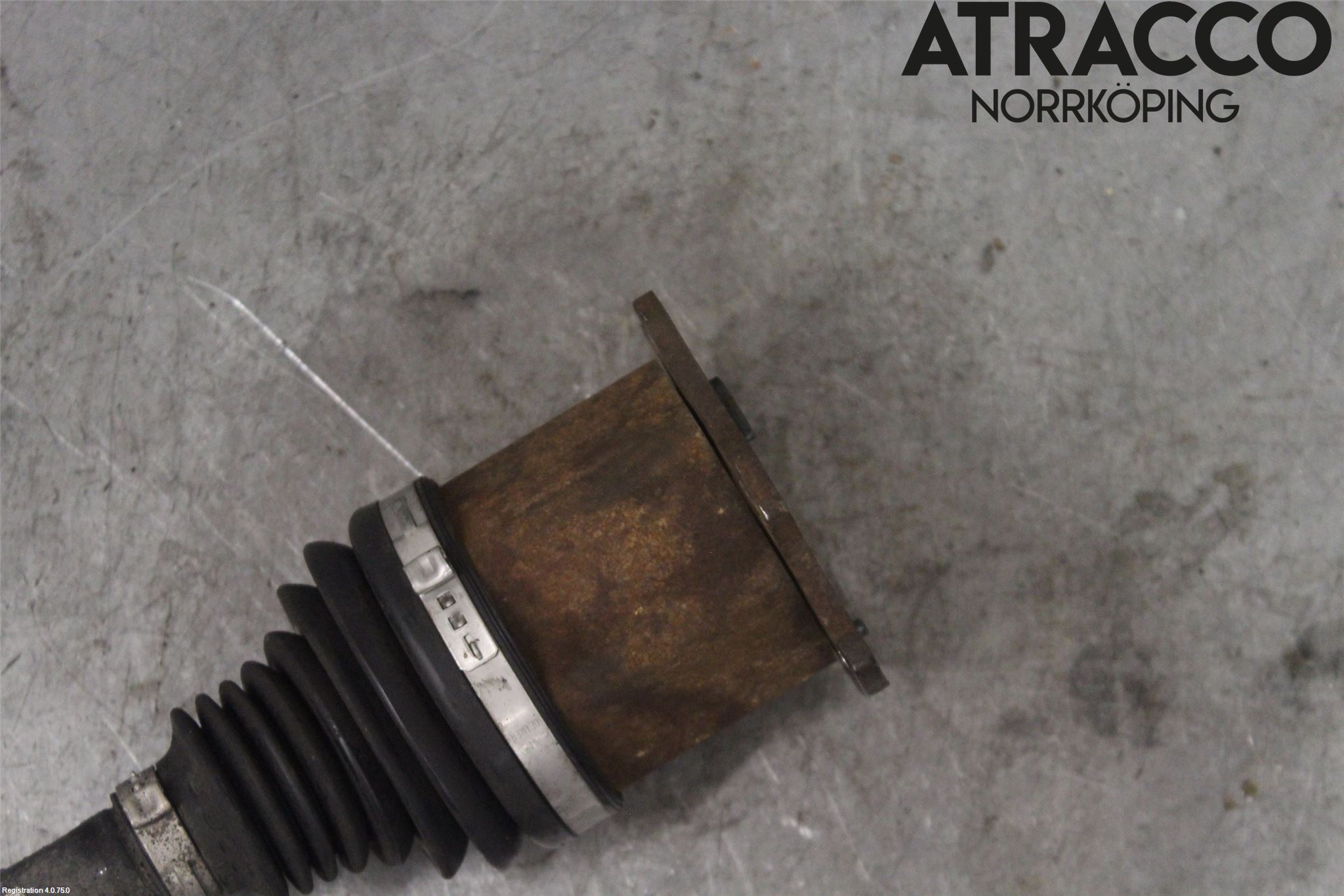 Volkswagen VW PASSAT 15-19 Drivaxel Fram Vänster