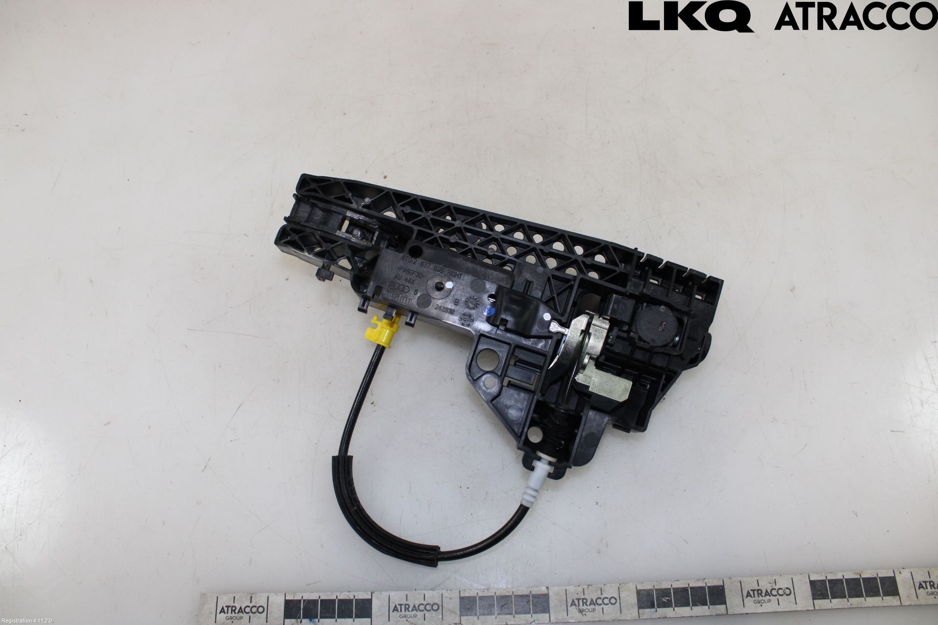 Audi A4 ALLROAD 09-16 Dörrhandtag Yttre Hö