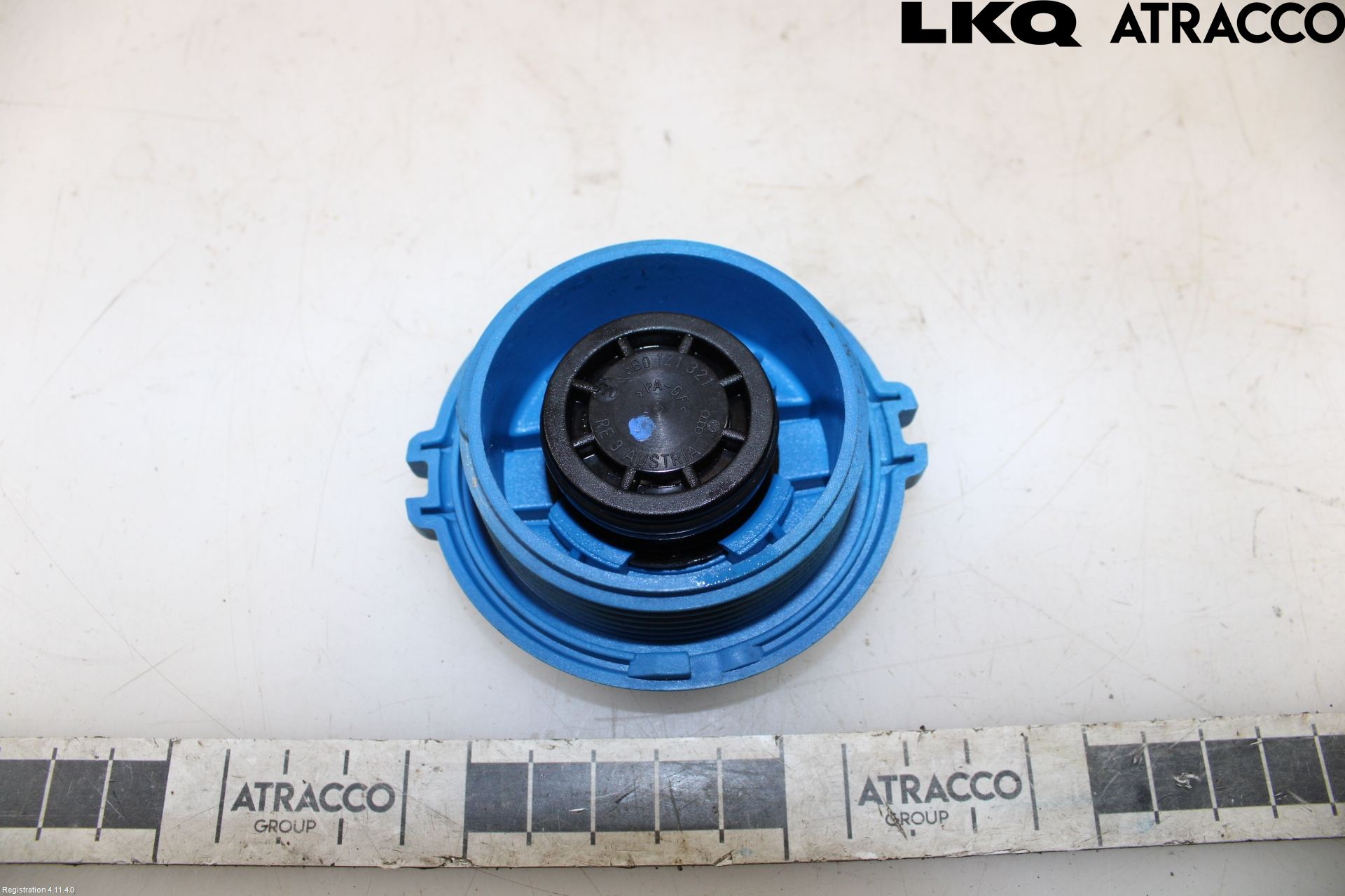 Volkswagen VW CADDY 11-15 Expansionstank Lock