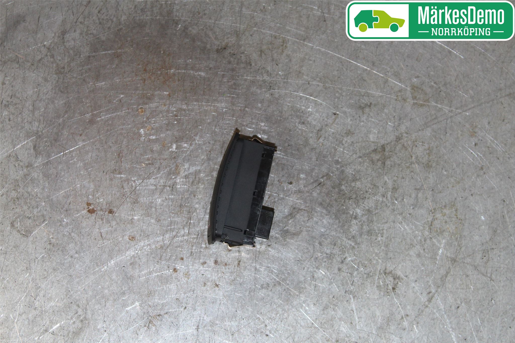 Audi A1/S1 11-18 Strömställare Varnings