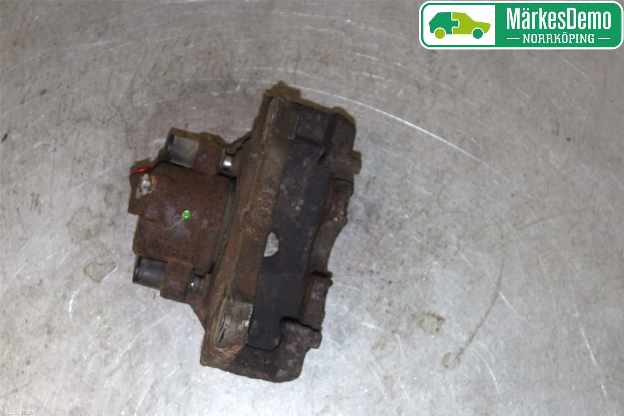 Audi A6/S6     05-11 Bromsok Fram Vänster