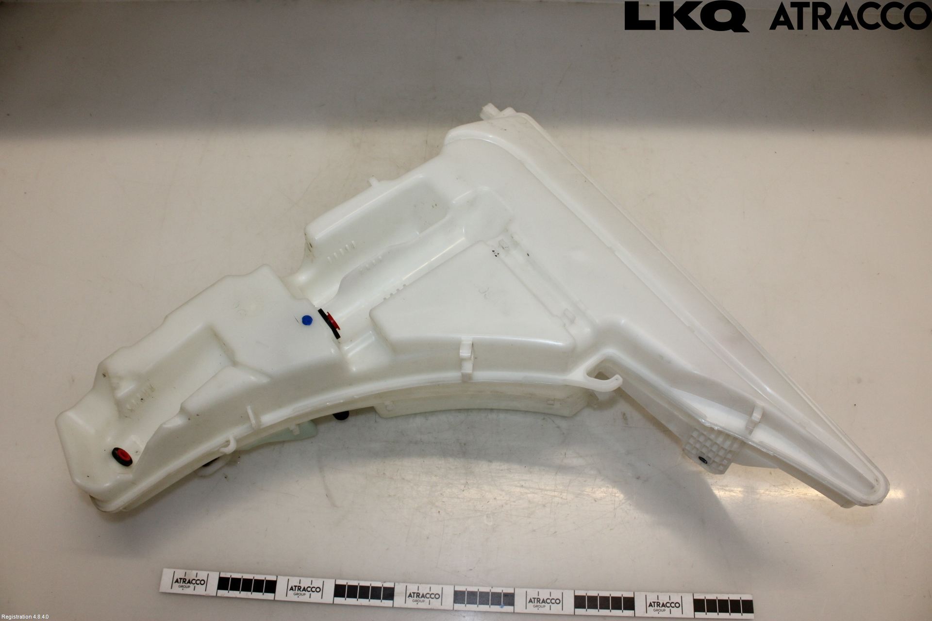 Audi A6 F2/C8 19- Spolartank Vindruta-Strål