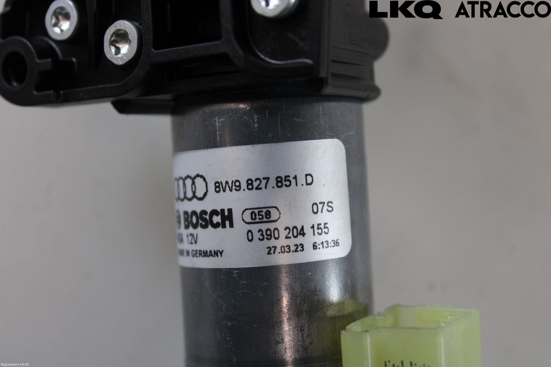 Audi A4/S4 B9 20- Bakluckeöppnare Automatisk