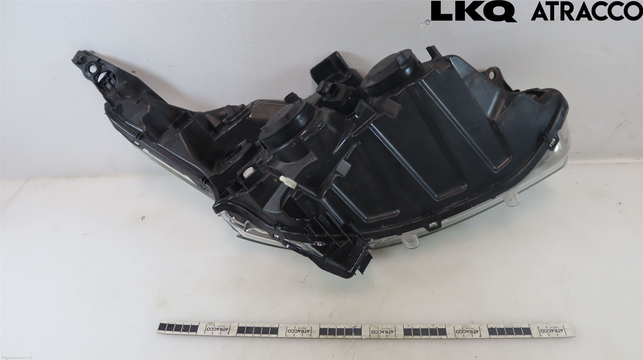 Peugeot PEUGOT 208 16-19 Strålkastare Vänster