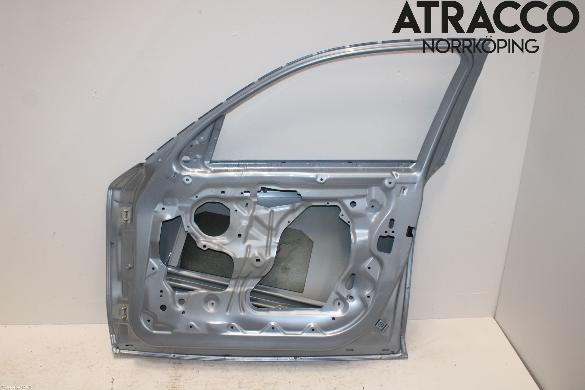 BMW 1 E87/81 5D/3D 03-11 Dörr Fram Höger