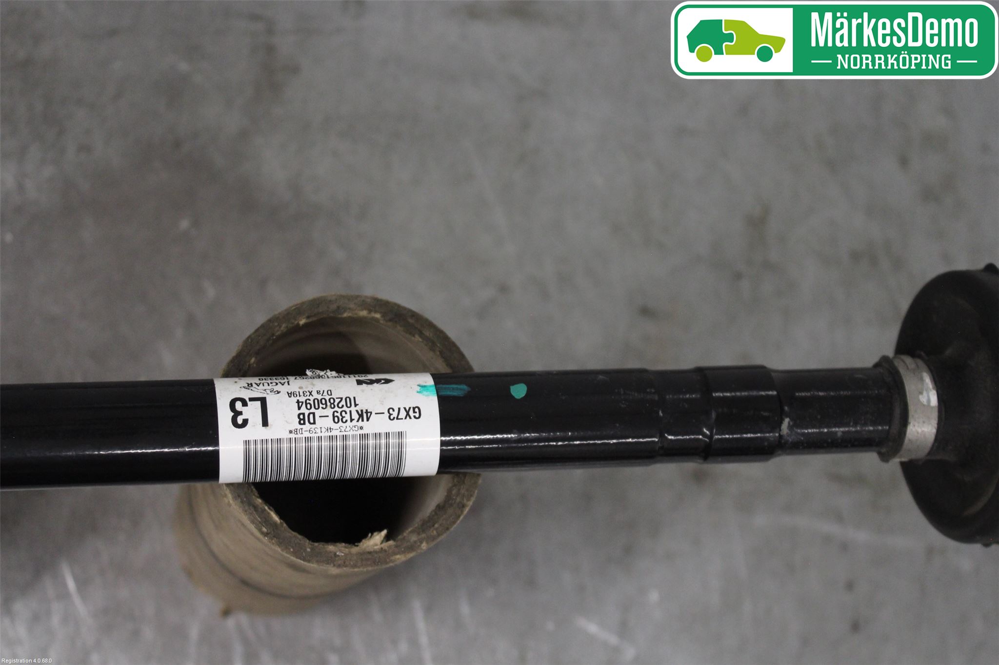 Jaguar XE (X760) 15-24 Drivaxel Bak Vänster