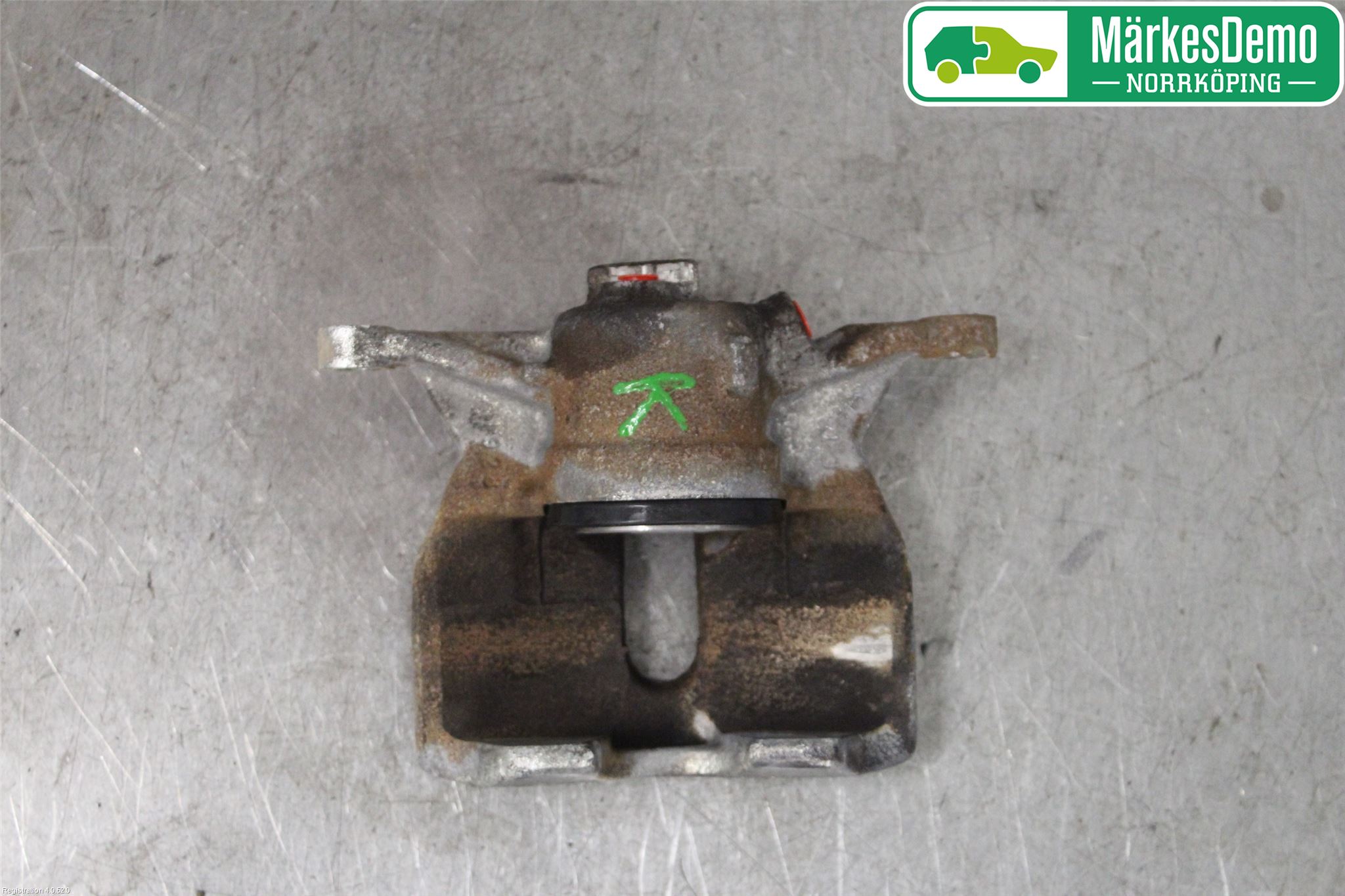 Skoda KAROQ 18- Bromsok Fram Vänster