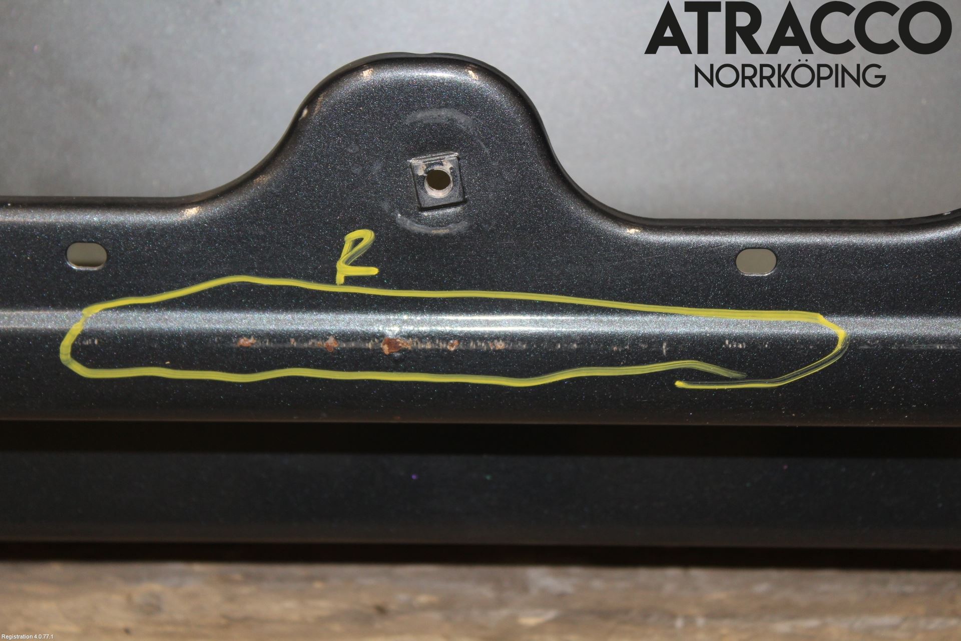 Volkswagen VW CADDY      04-10 Dörr Fram Höger