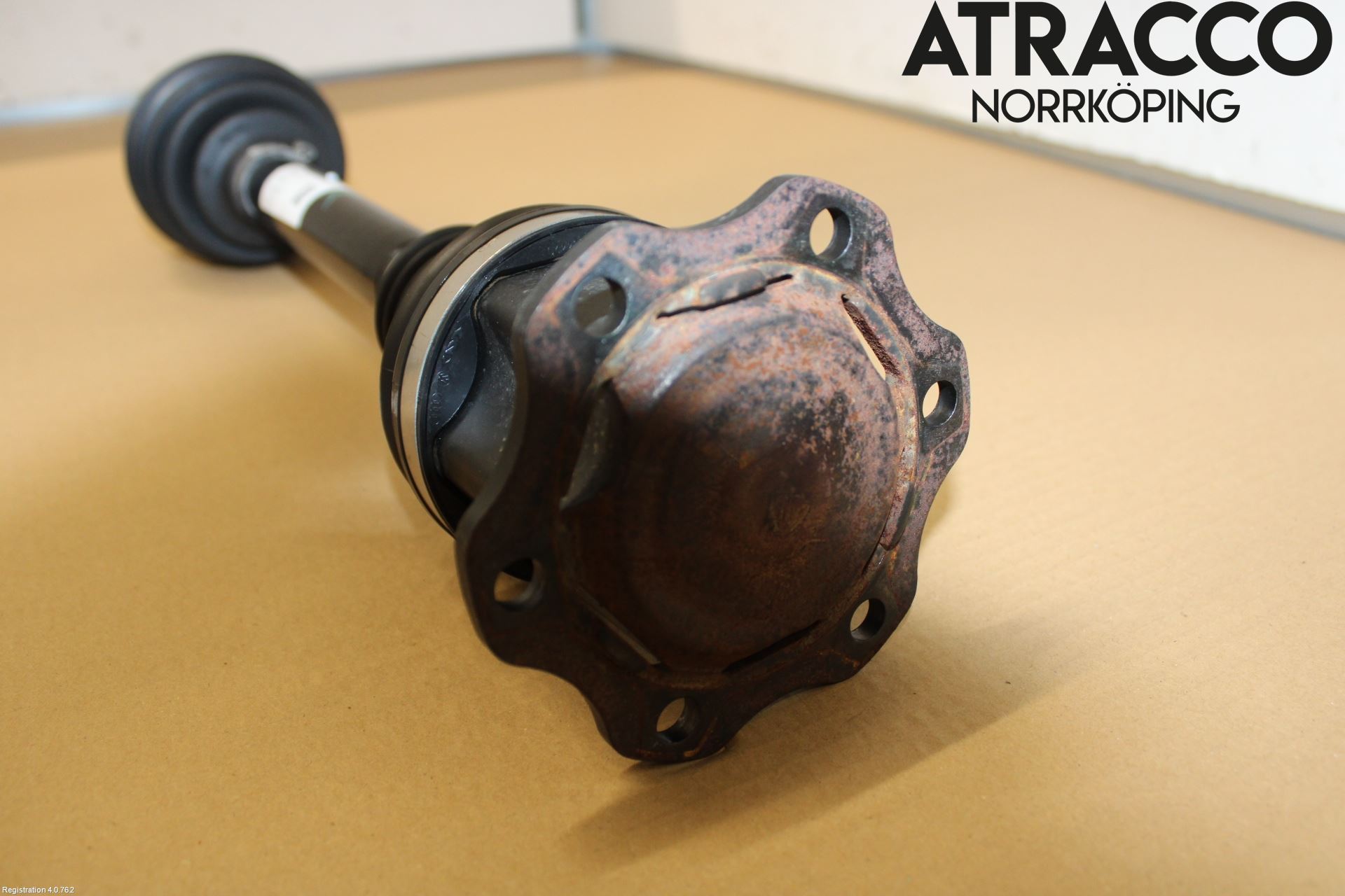 Audi A6 F2/C8 19- Drivaxel Fram Höger