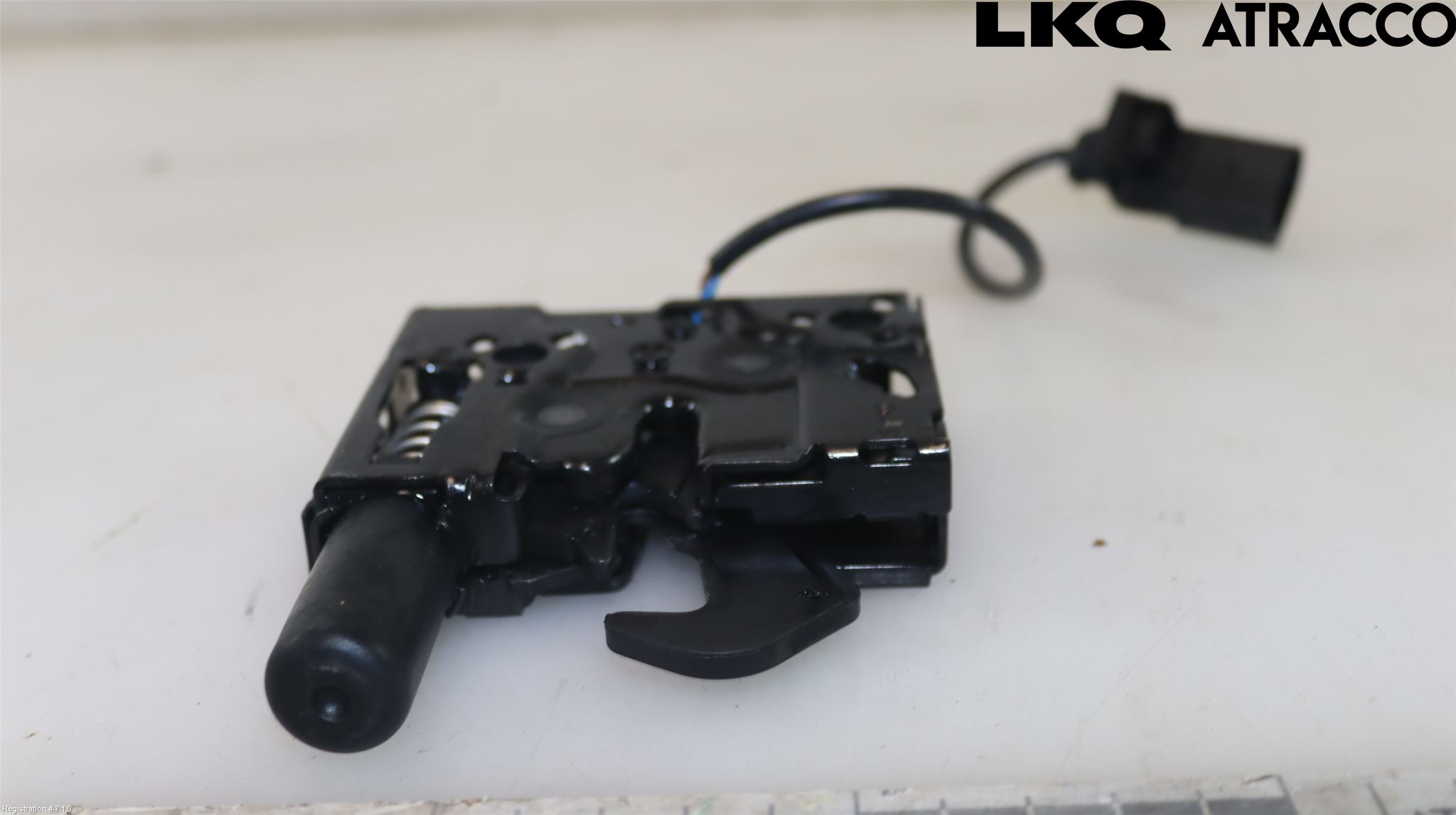 Volkswagen VW GOLF / E-GOLF VIII 20- Huvlås