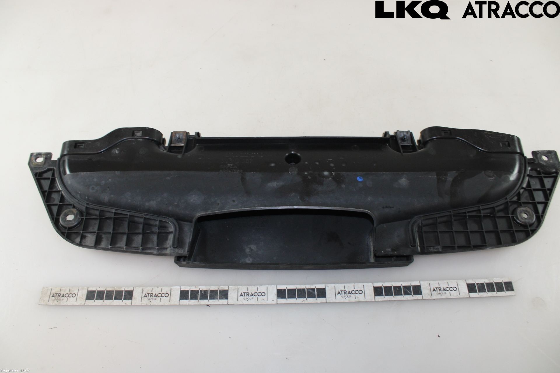 Volvo V40 12-19 Deflektor Plåt-Plast Kylning