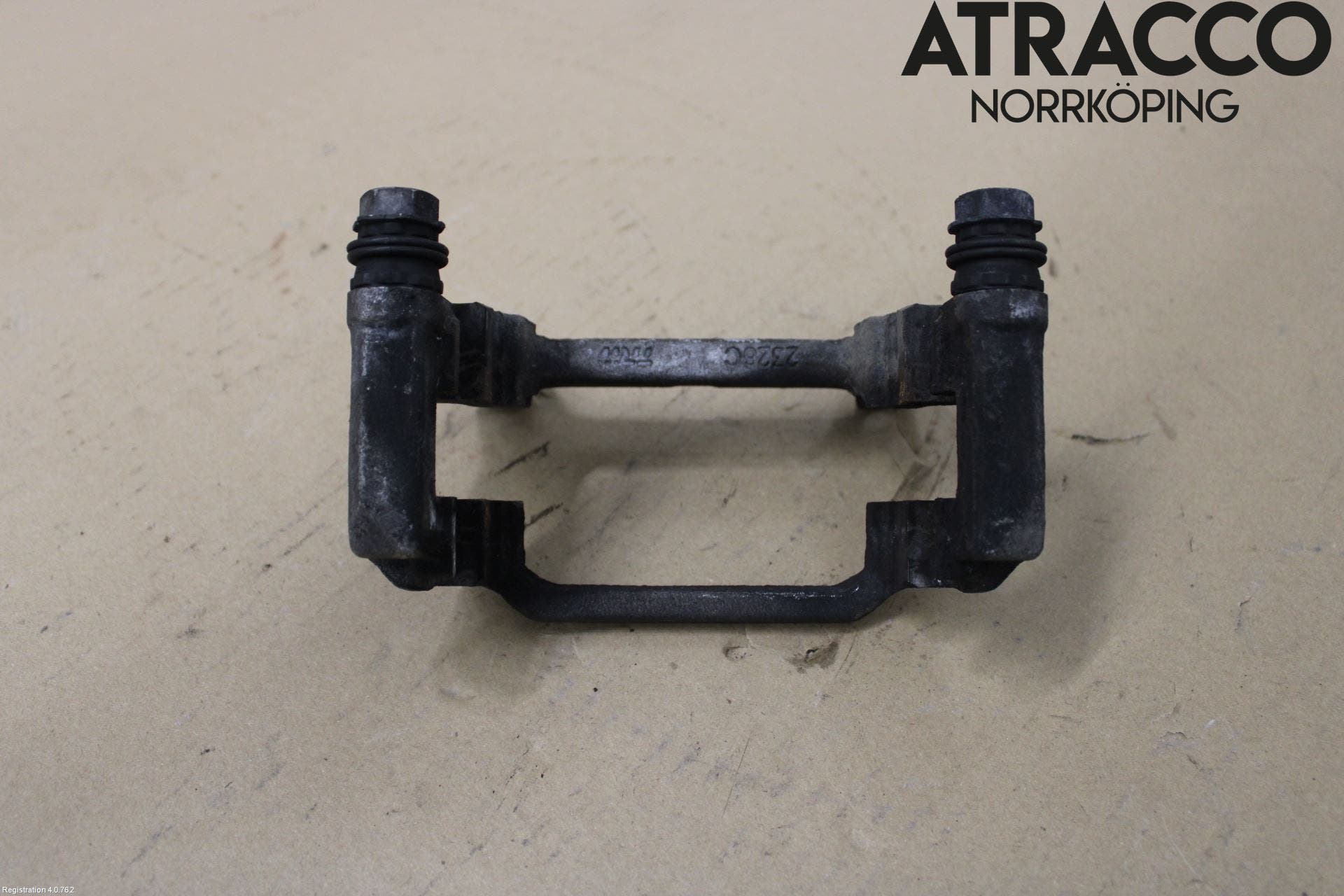 Audi A6 F2/C8 19- Bromsokshållare