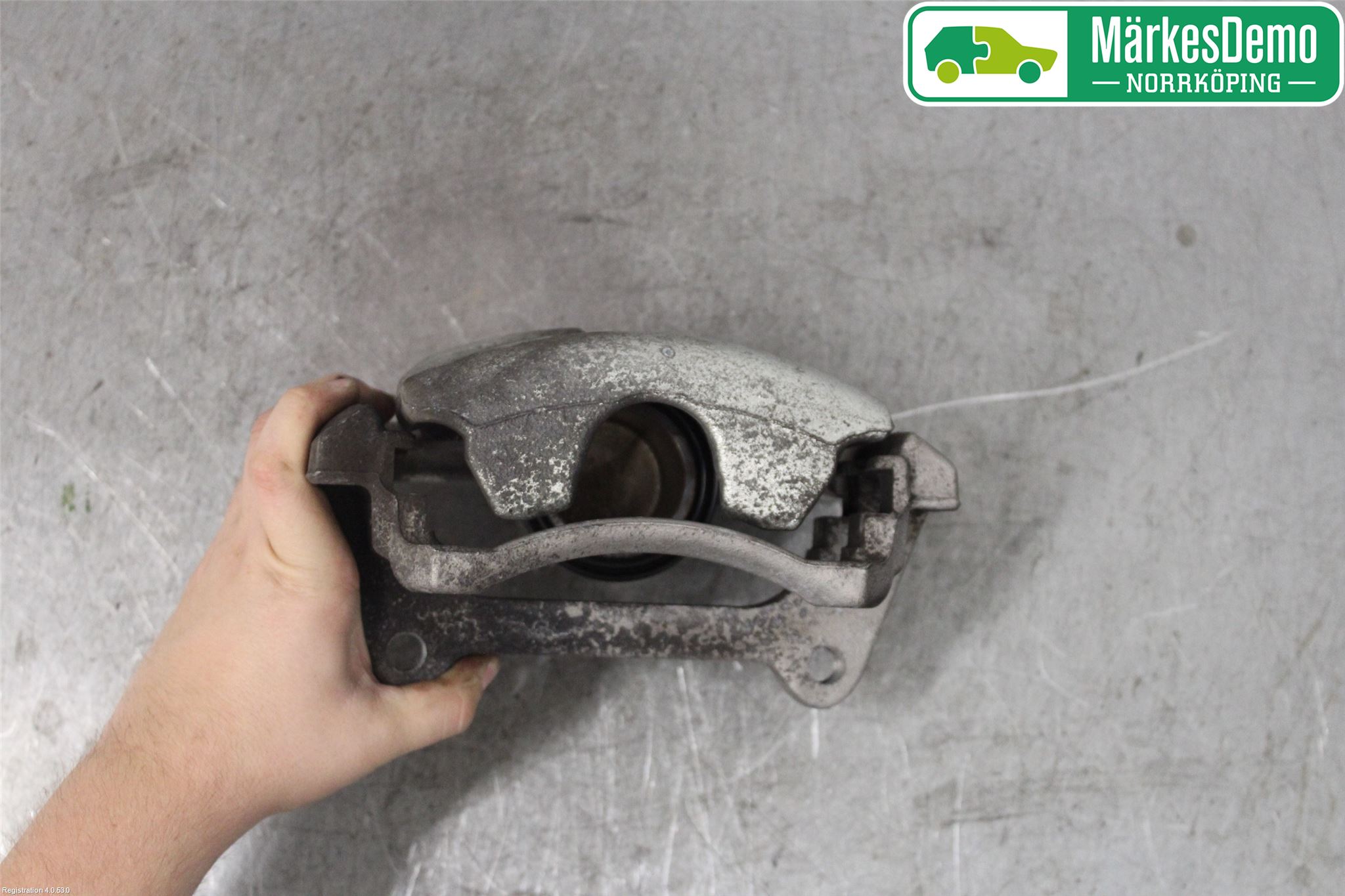 Skoda SUPERB 16-24 Bromsok Fram Vänster