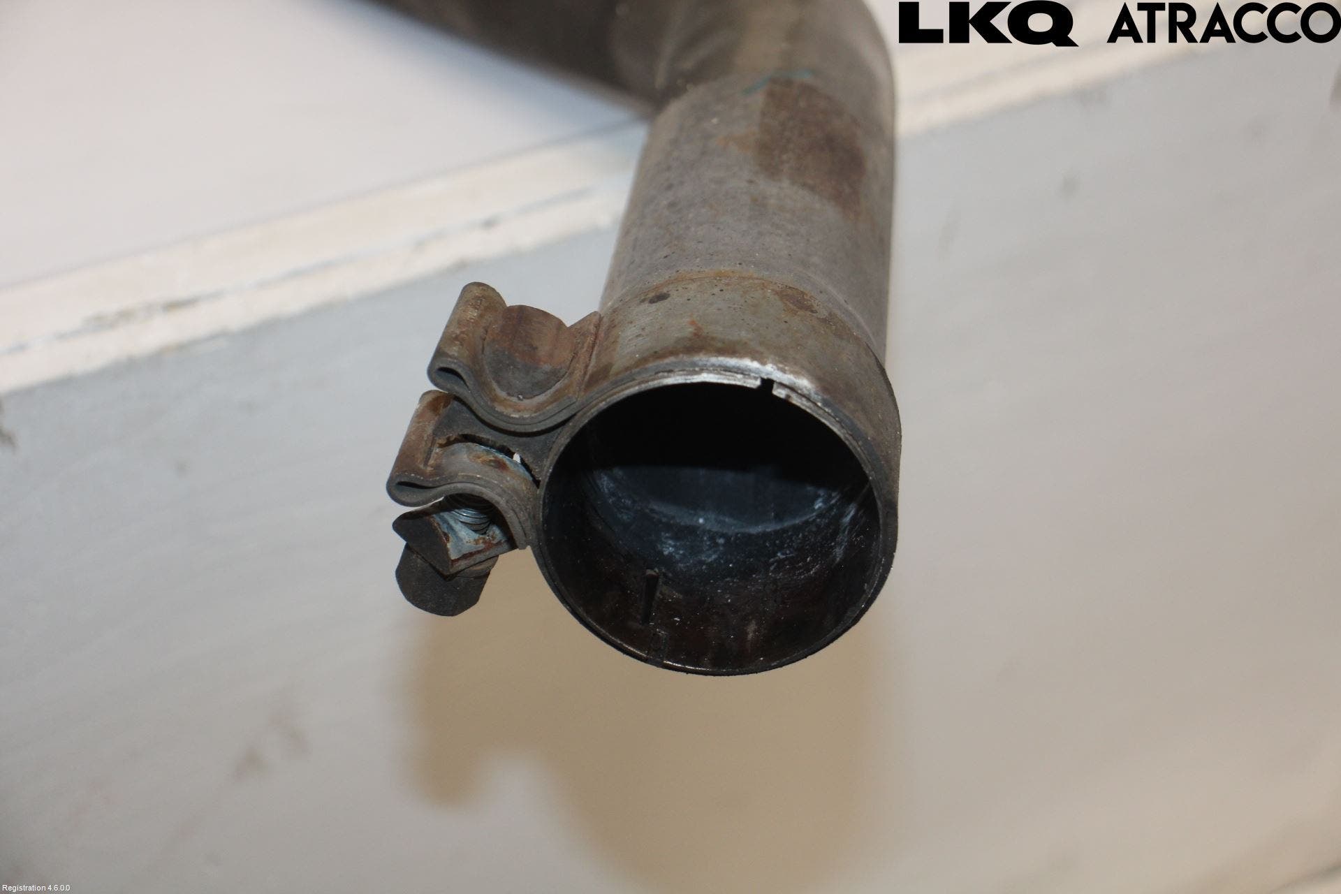 Jaguar F-PACE Avgas Bakre Dämpare