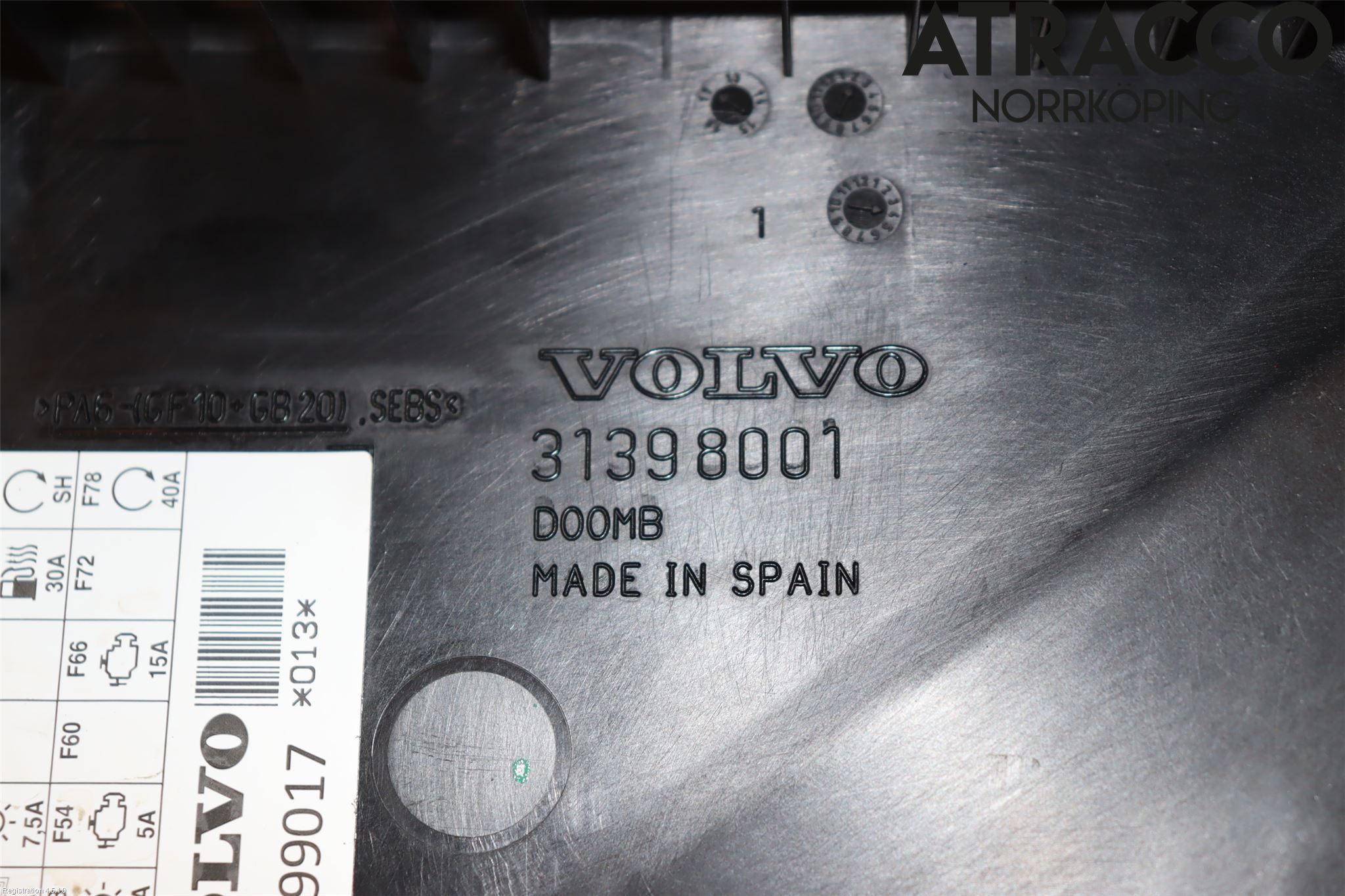 Volvo S90 17->> Säkringsdosa-Elcentral Lock