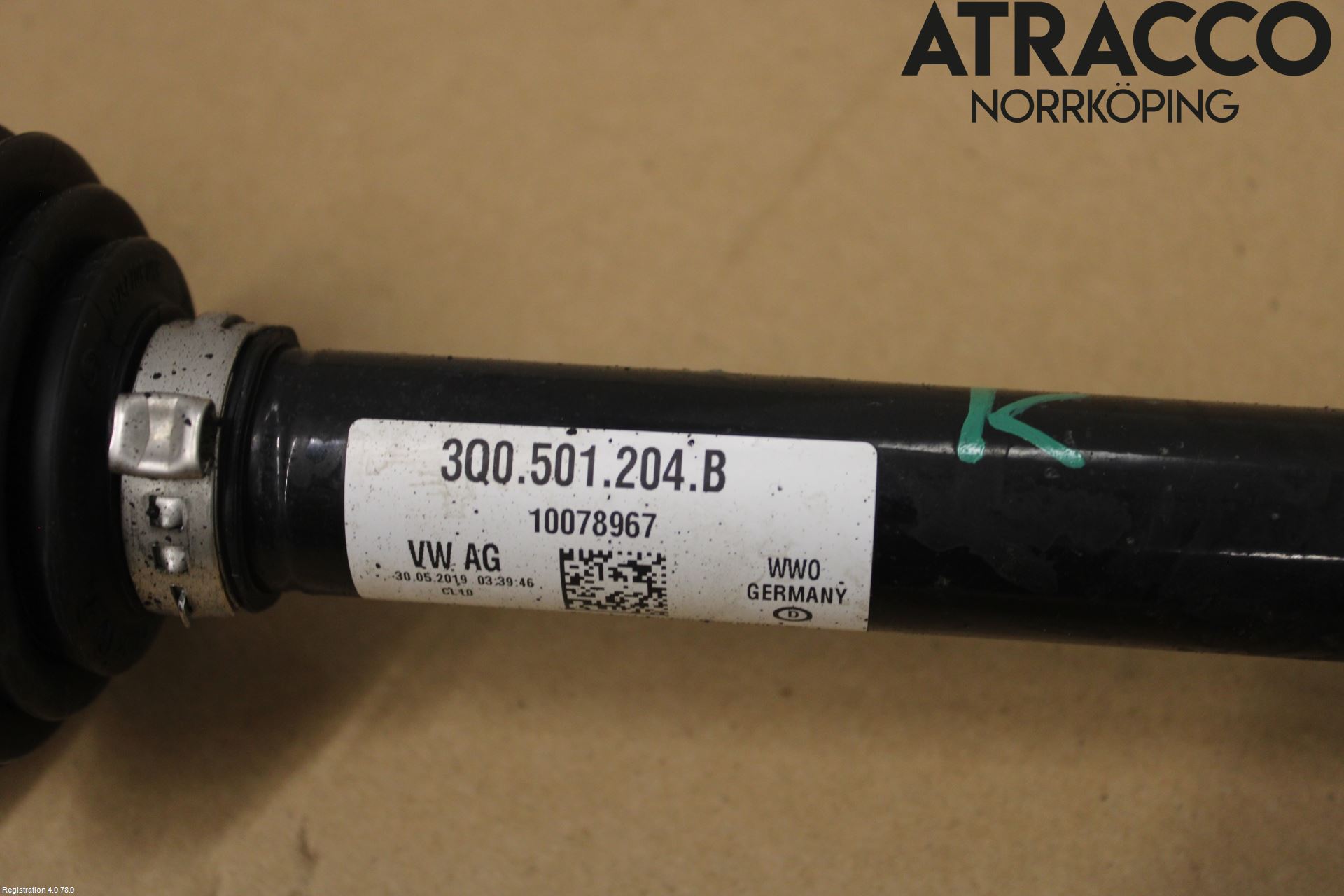 Volkswagen VW TIGUAN 16-24 Drivaxel Bak Höger