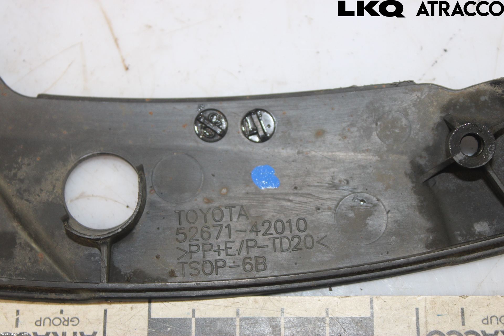 Toyota RAV 4 06-12 Stötfångardel Fram Hö