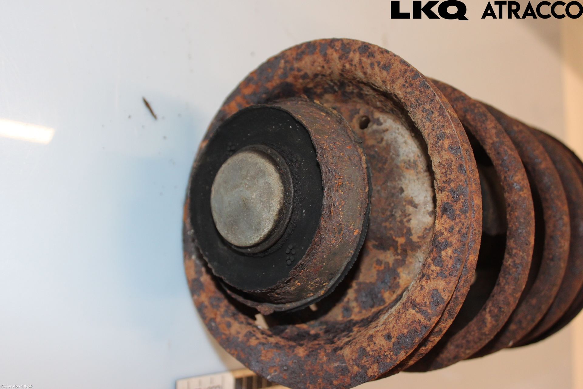 Volkswagen VW K70 Fjäderben Fram Vänster