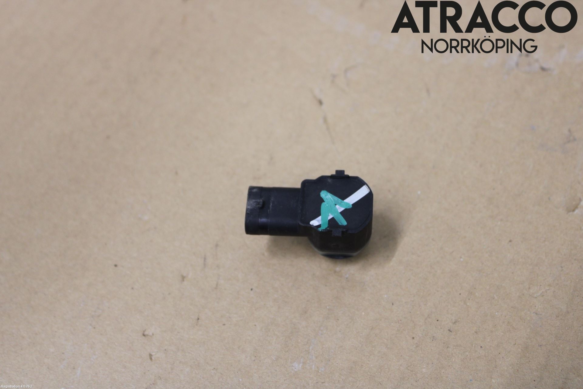 Volkswagen VW PASSAT 11-14 Parkeringshjälp Frontsensor