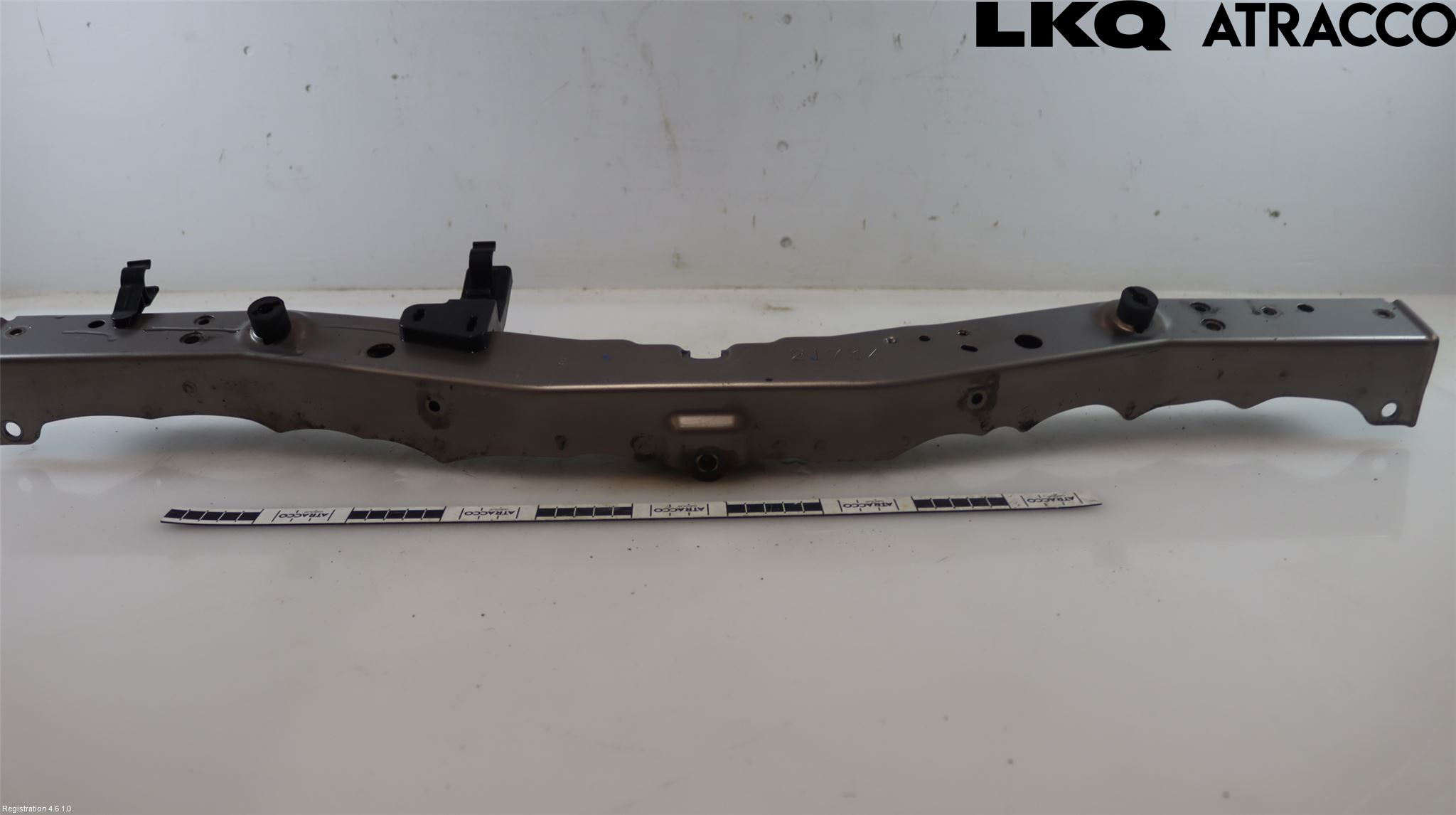 Toyota AURIS 13-19 Kylarfäste-Ram-Balk