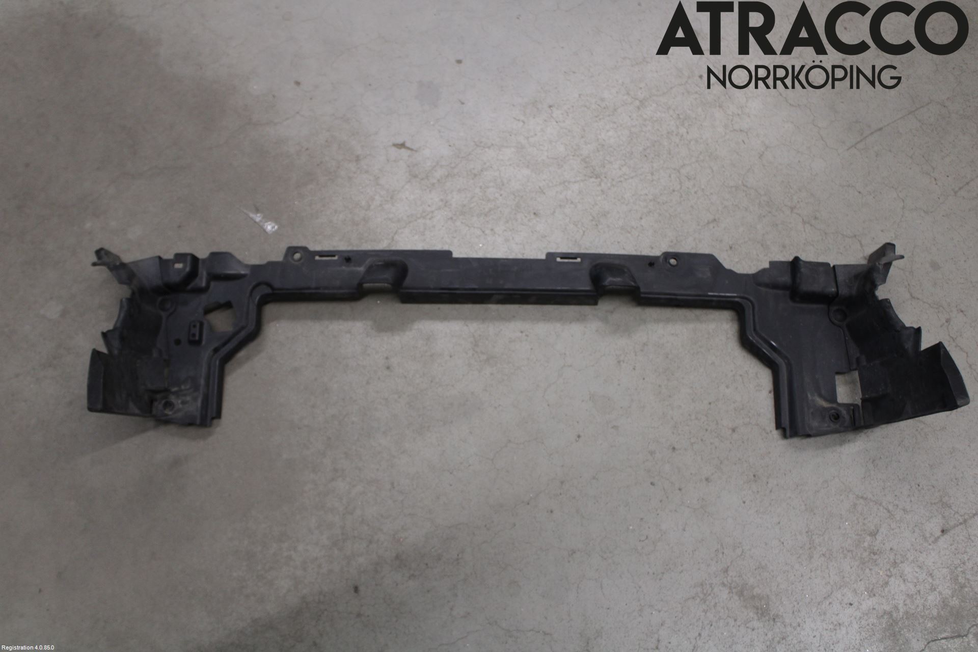 Landrover RANGE ROVER SPORT (L494) 14-22 Kylarfäste-Ram-Balk