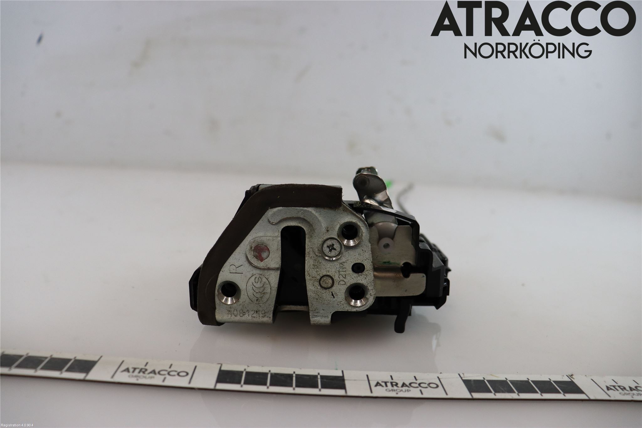 Toyota AURIS 13-19 Låskista-Dörrlås