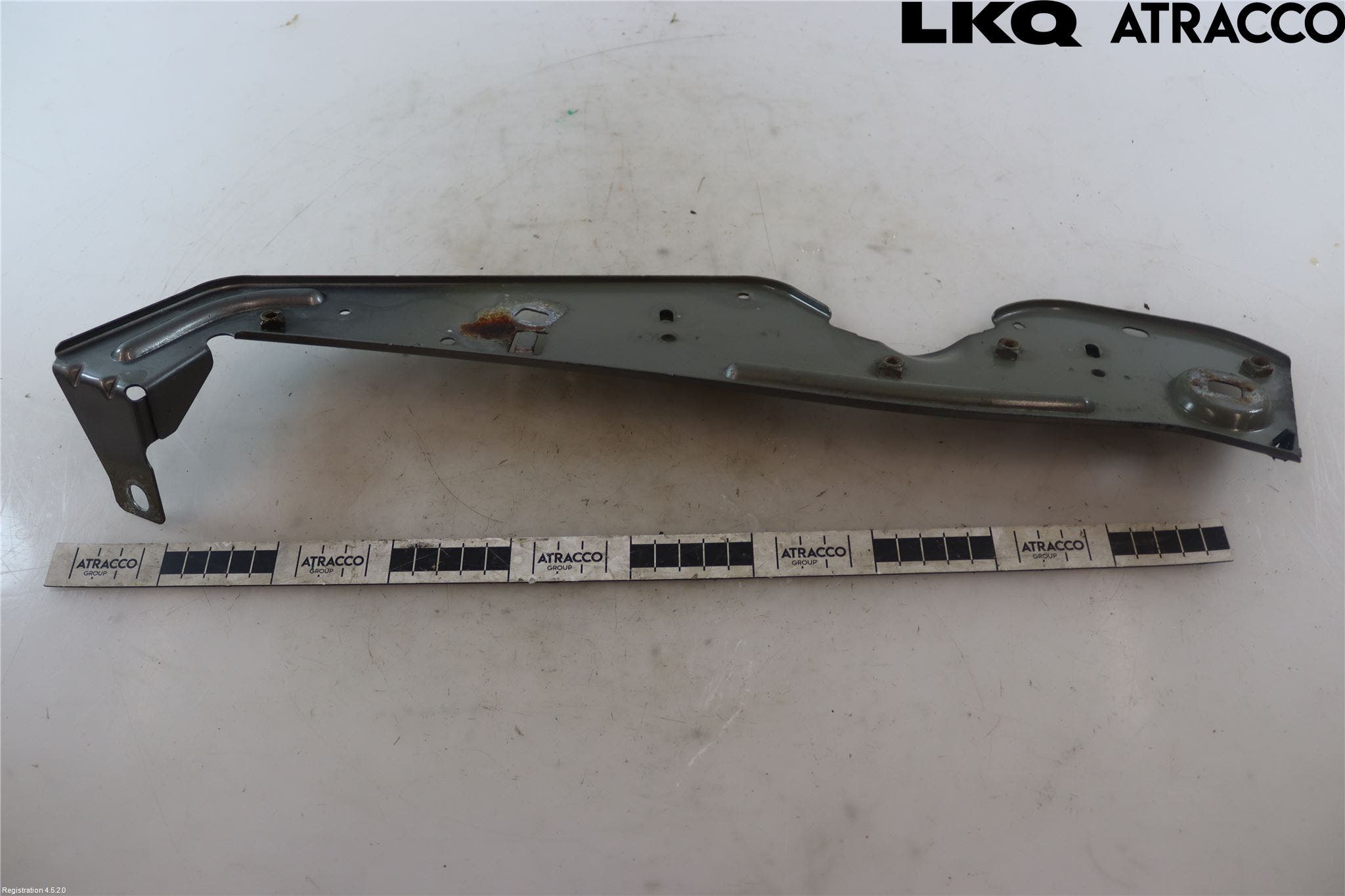 Saab 9-5 -05 List Fram-Huv-Front