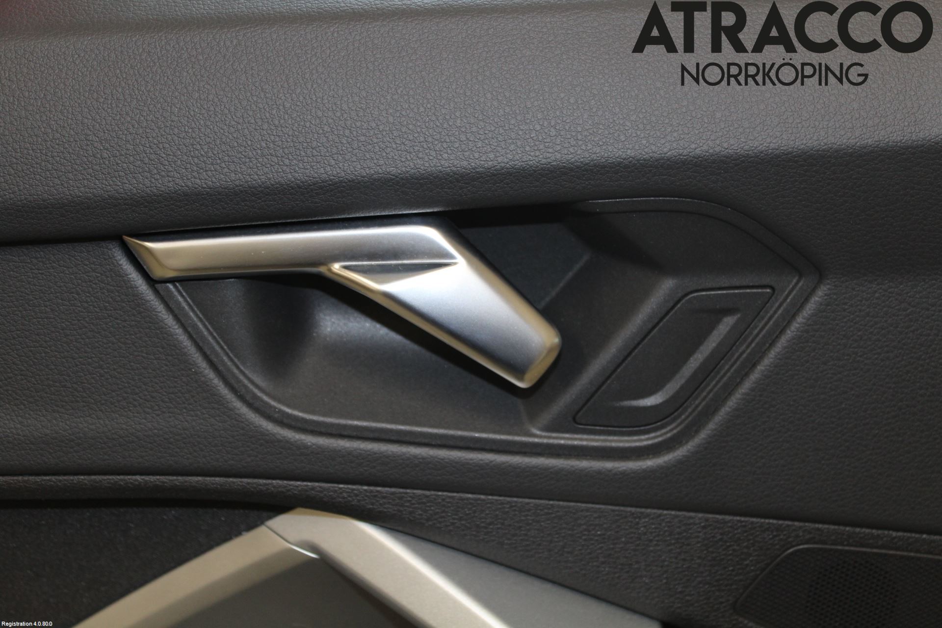 Audi Q3 F3 19- Dörrklädsel Vä