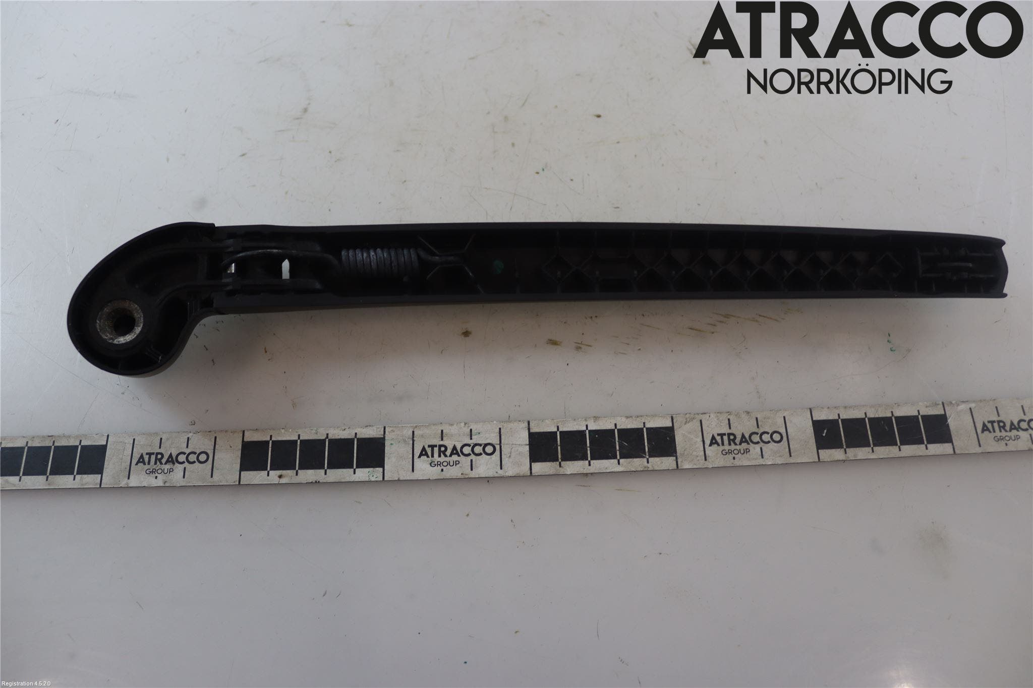 Audi A6 F2/C8 19- Torkararm-Bakruta