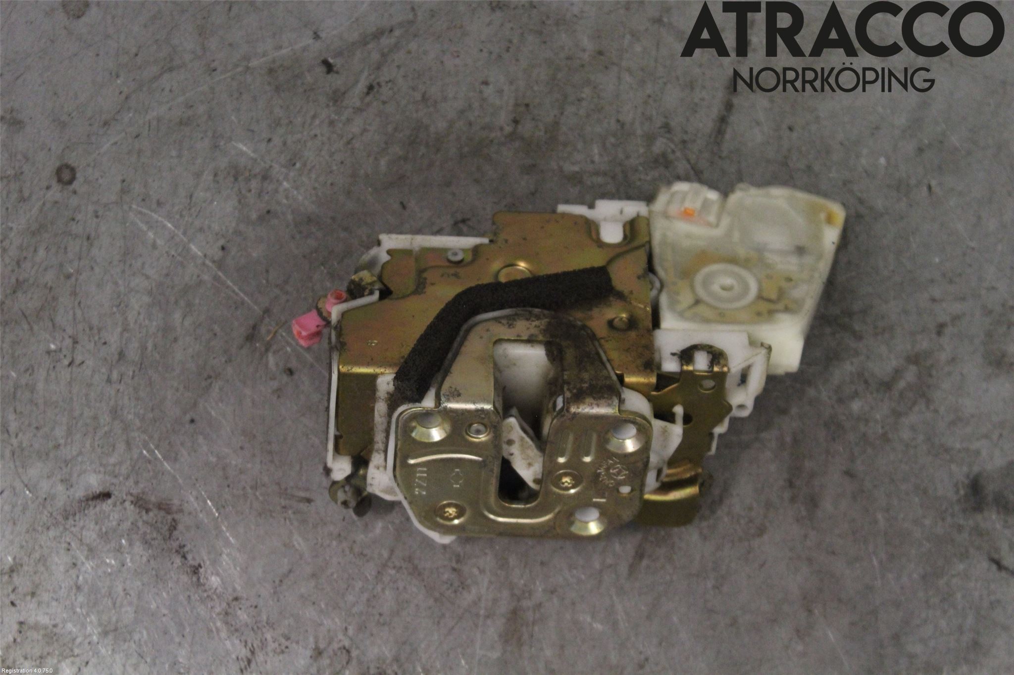 Nissan NAVARA 98-05 Låskista-Dörrlås