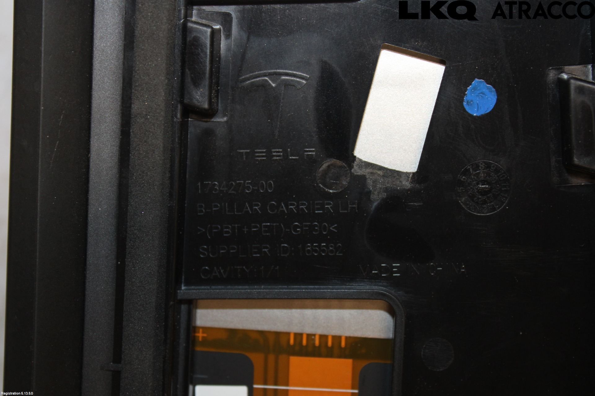 Tesla MODEL 3 17- Inr Plastd A-B-C Stolpe