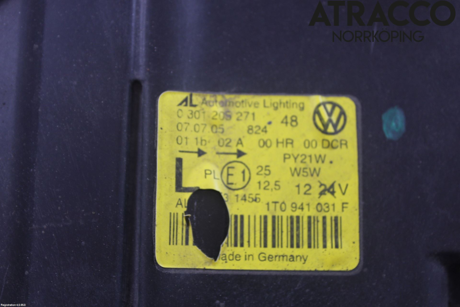 Volkswagen VW TOURAN 03-10 Strålkastare Vänster