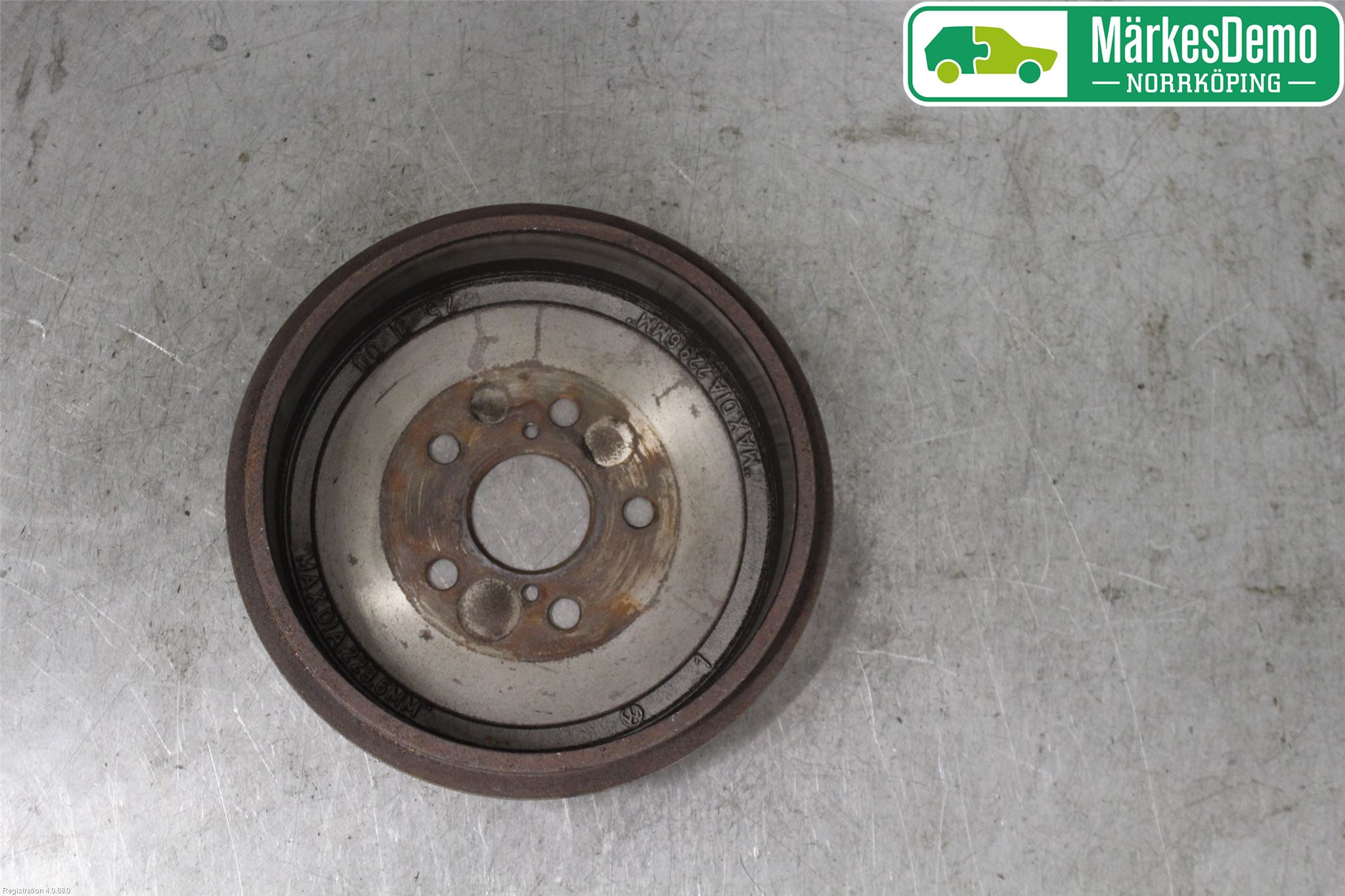 Toyota AVENSIS 98-02 Bromstrumma Bak
