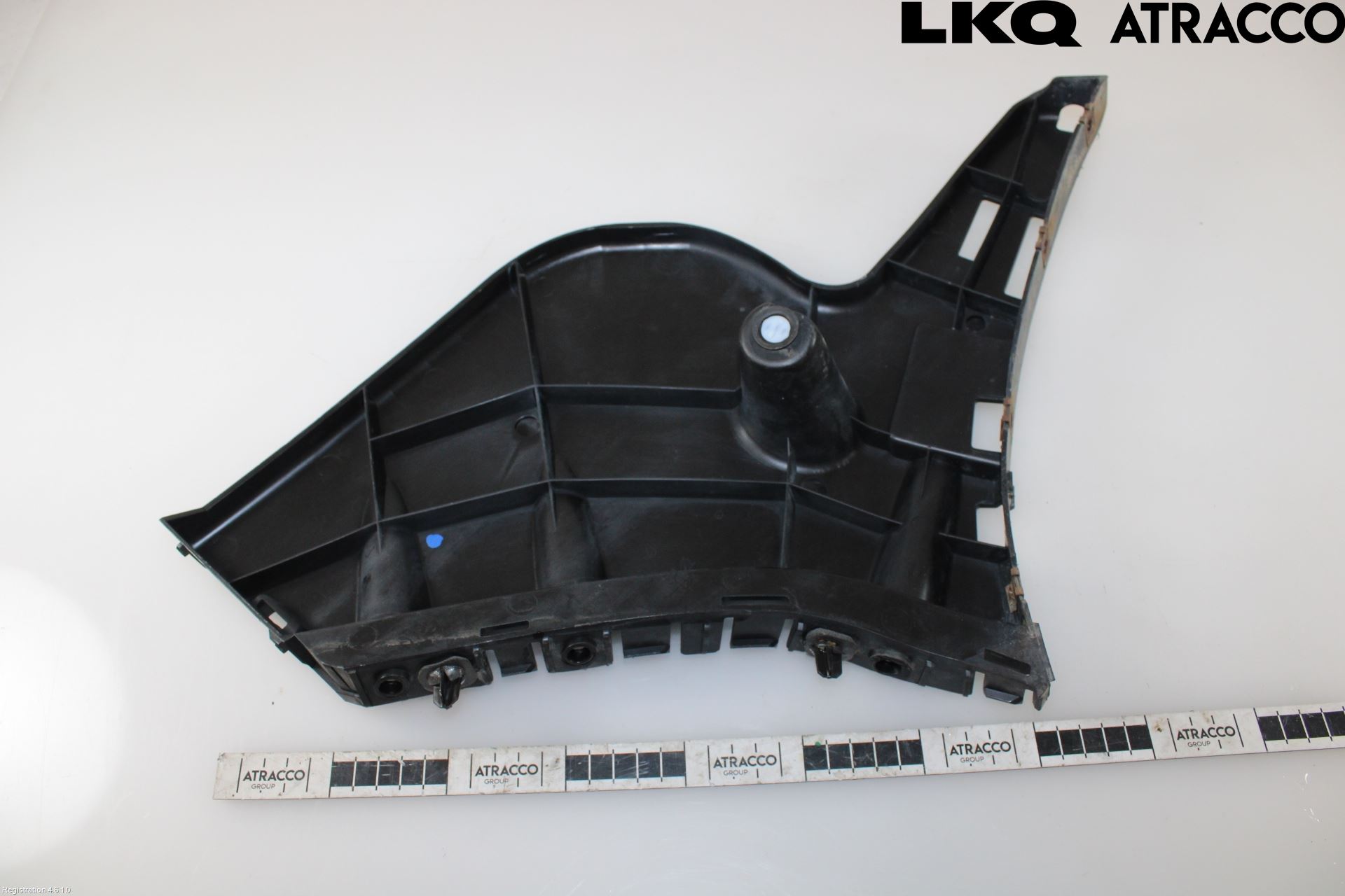 Volvo V60 11-13 Stötfångarfäste Bak Hö