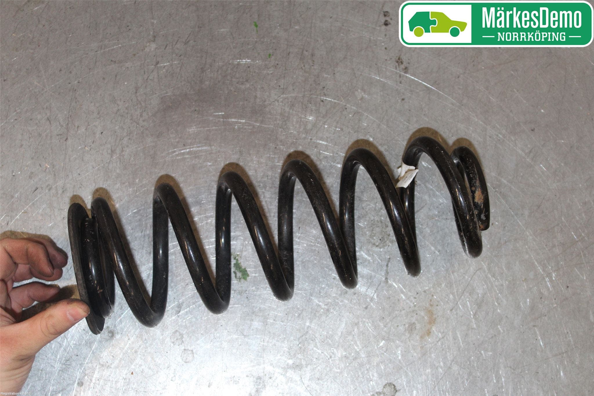 Volkswagen VW PASSAT 15-19 Fjäder Bak