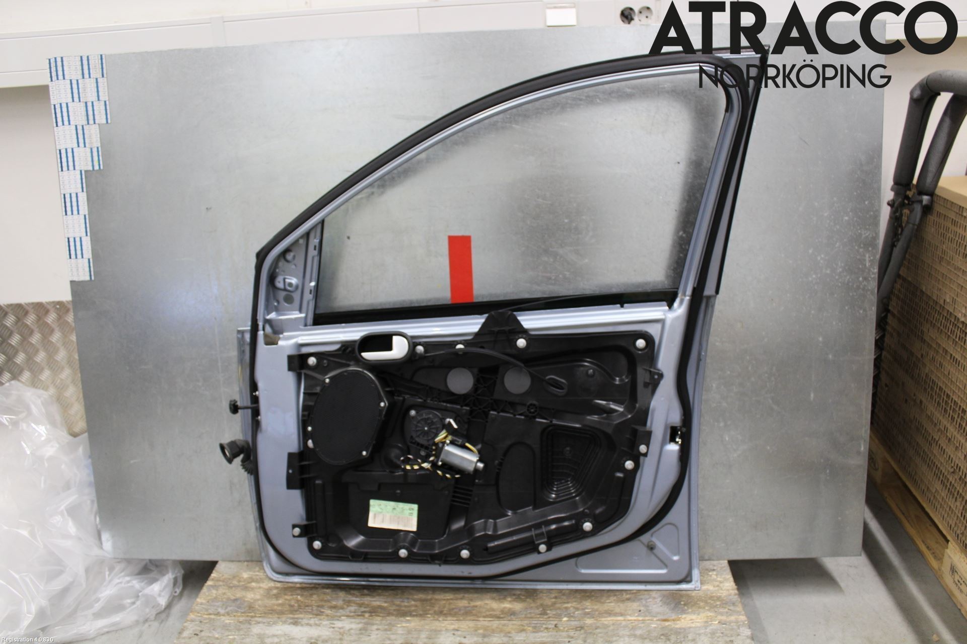 Ford FIESTA     06-08 Dörr Fram Höger