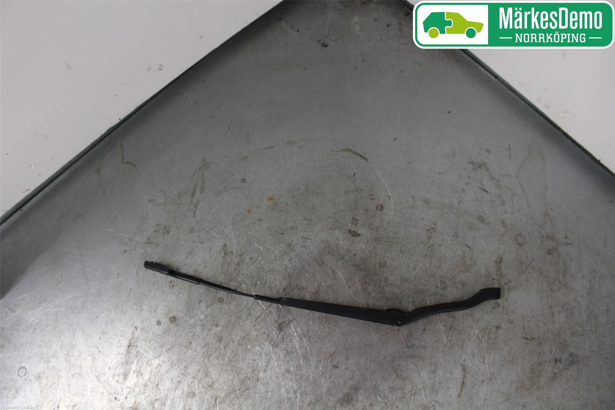 Audi Q7/SQ7 Torkararm Armar Vindruta