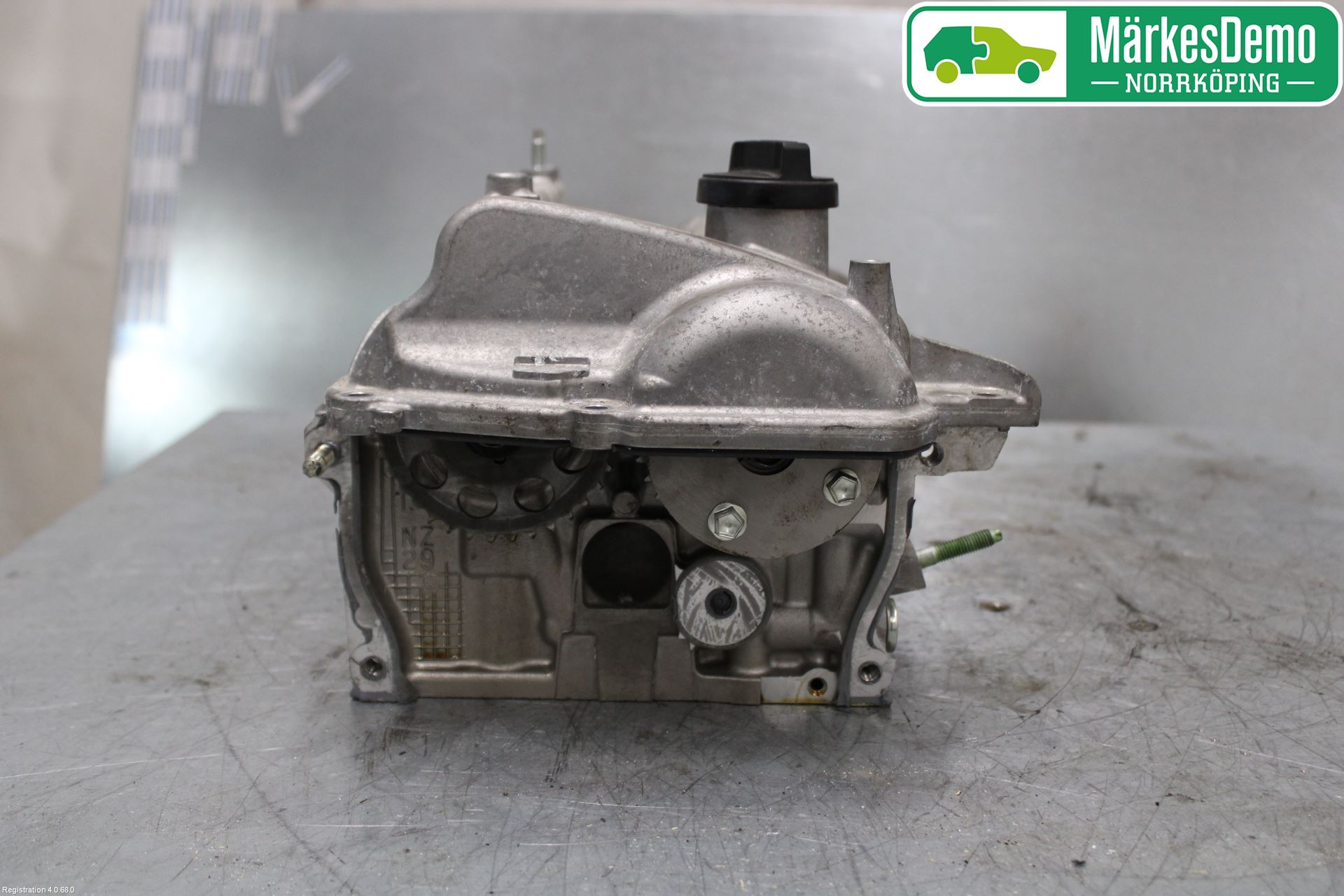 Toyota YARIS XP130 15-20 Topplock Bensin