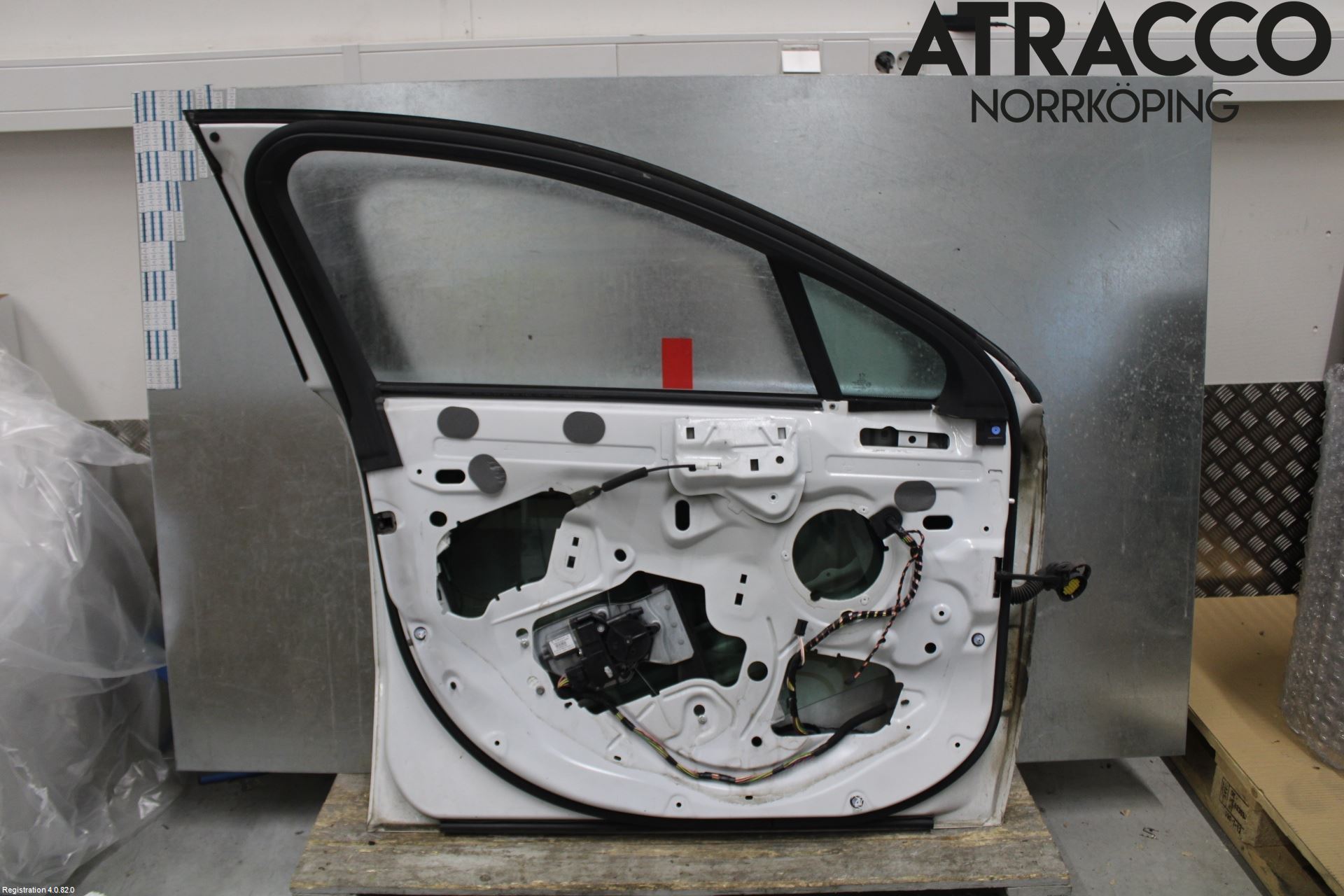 Peugeot 508 11-18 Dörr Fram Vänster