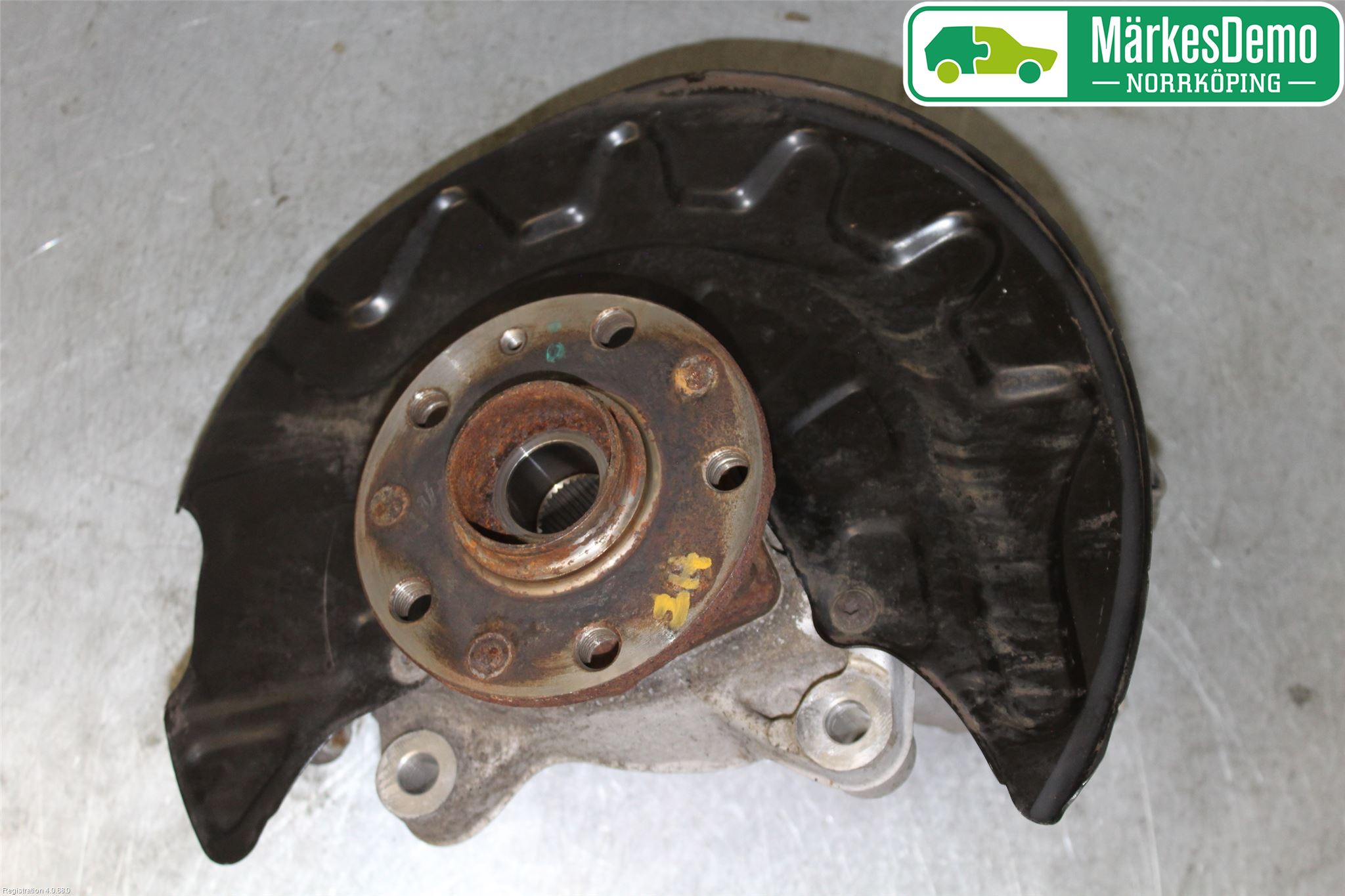 Volkswagen VW TIGUAN 16-24 Styrspindel Lagerhus Hö