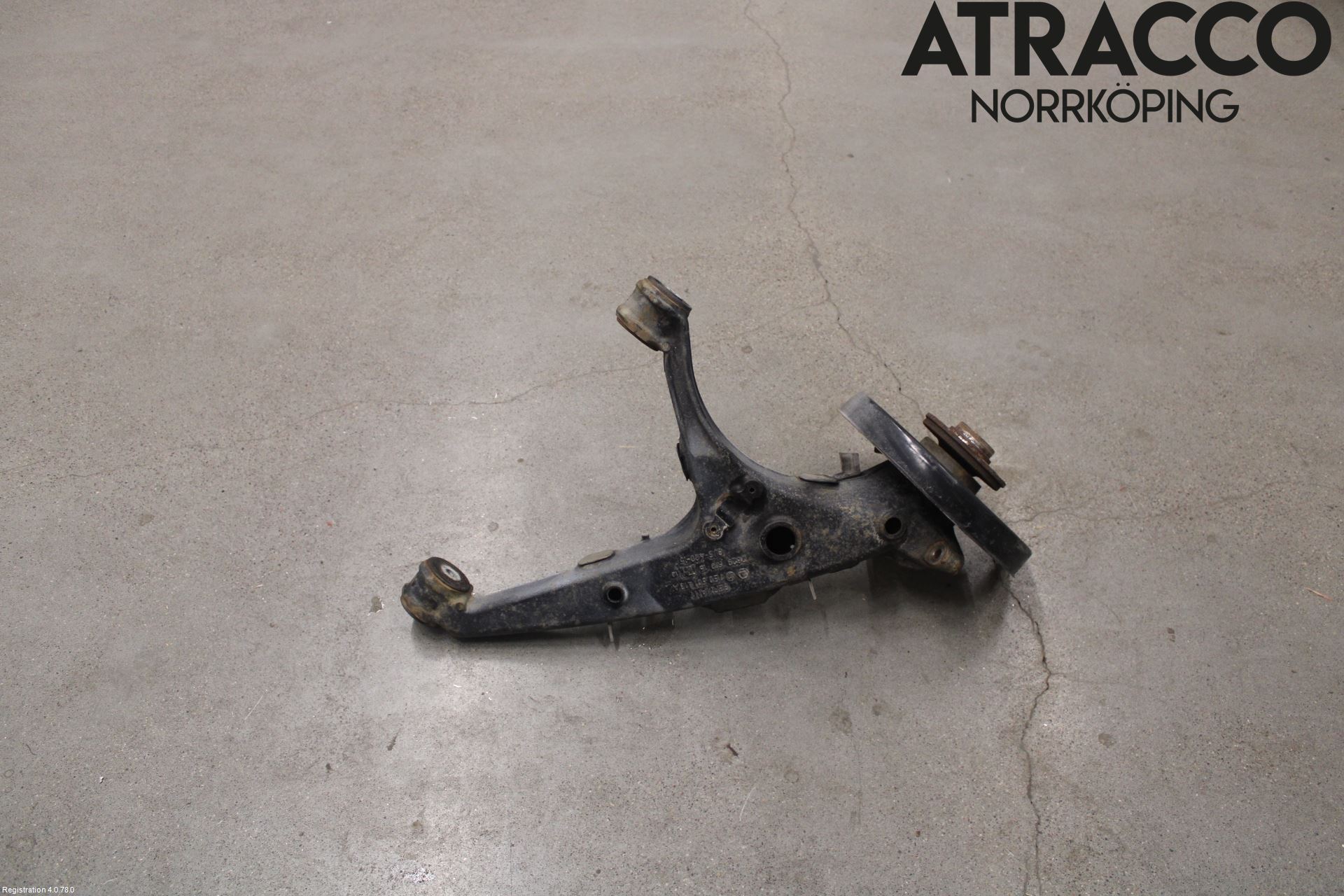 Volkswagen VW TRANSP/CARAVELLE (T6) 16-22 Bärarm Bak Vänster