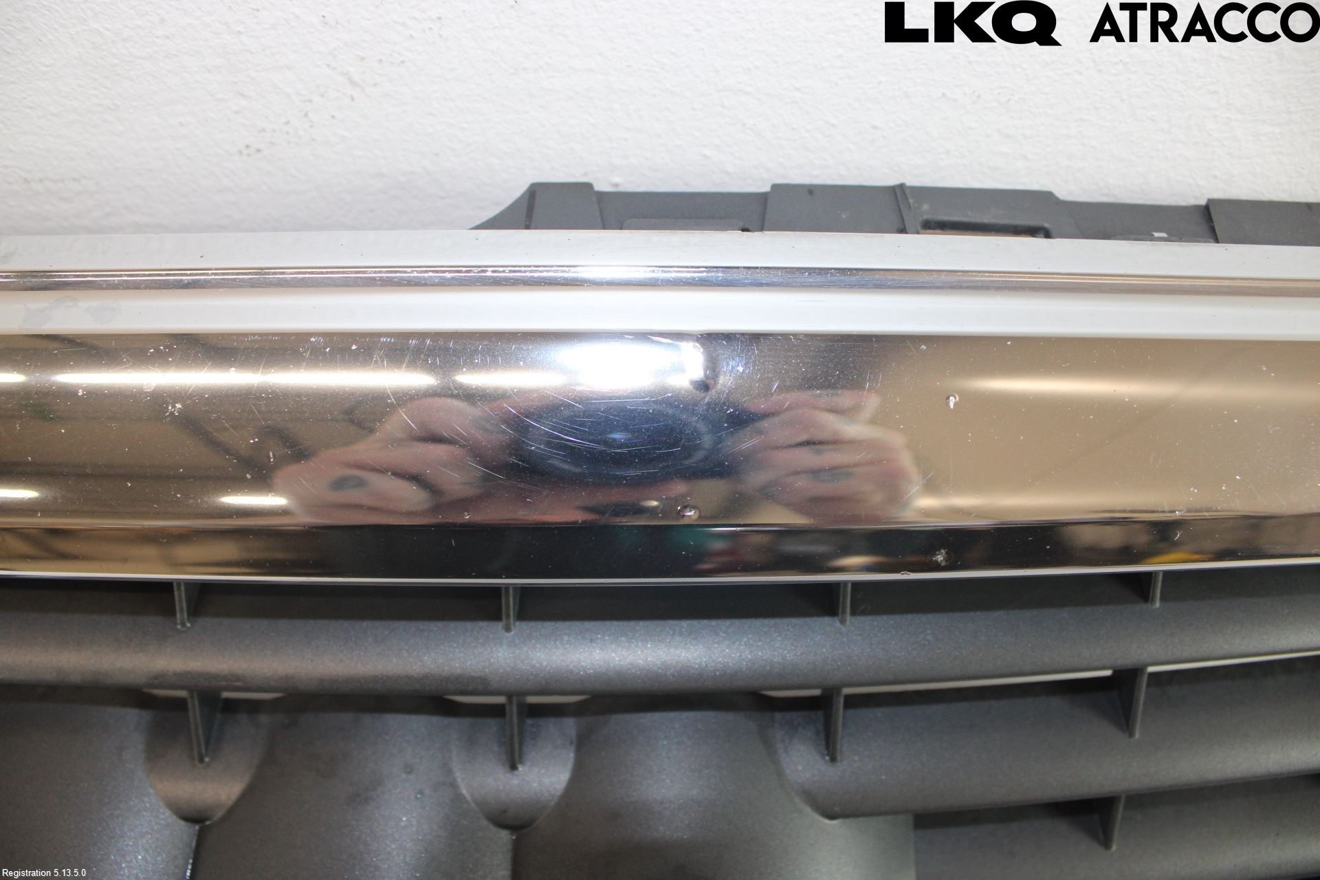 Audi A6/S6     05-11 Grill Komp