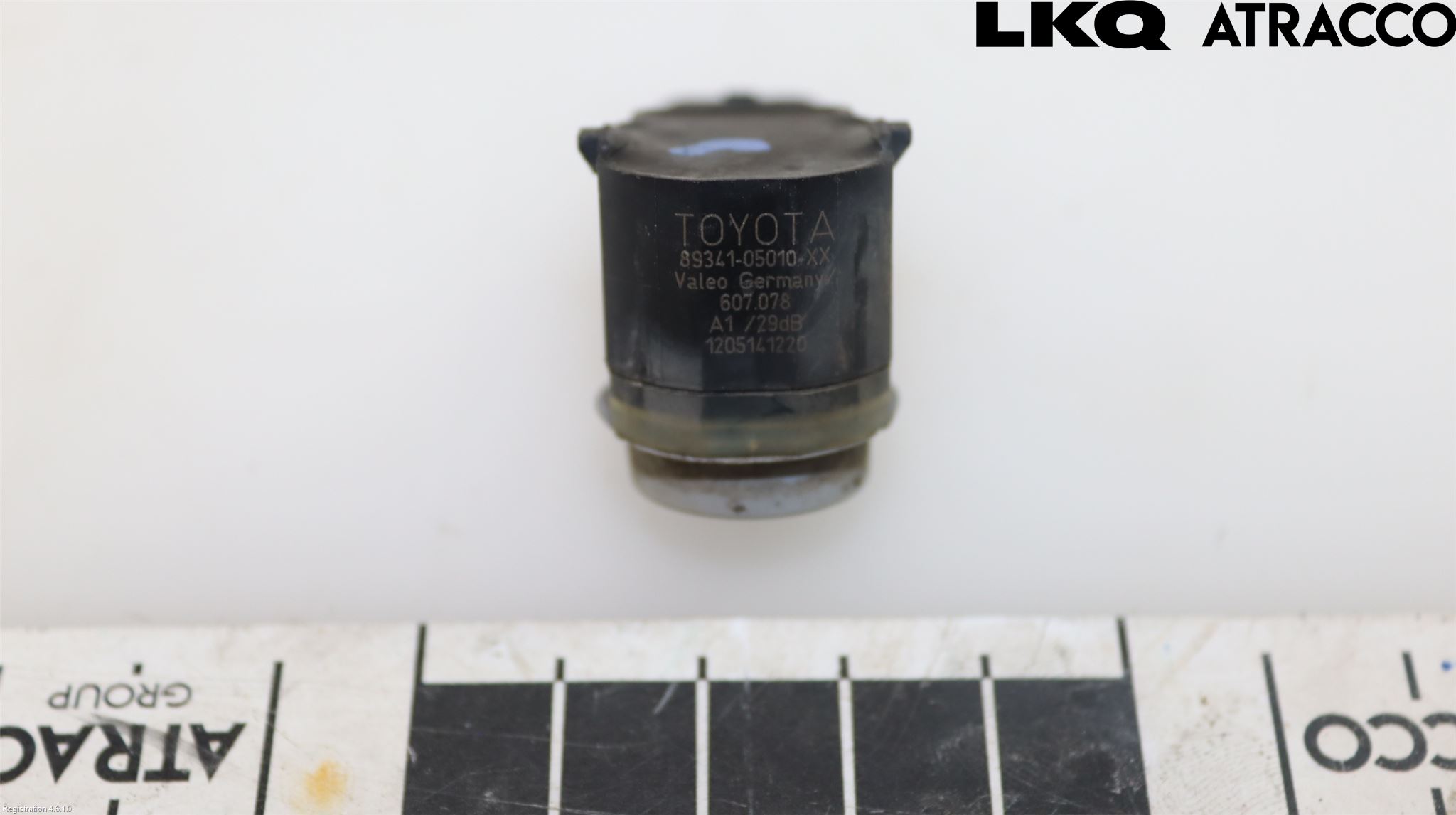 Toyota AURIS 13-19 Parkeringshjälp Backsensor